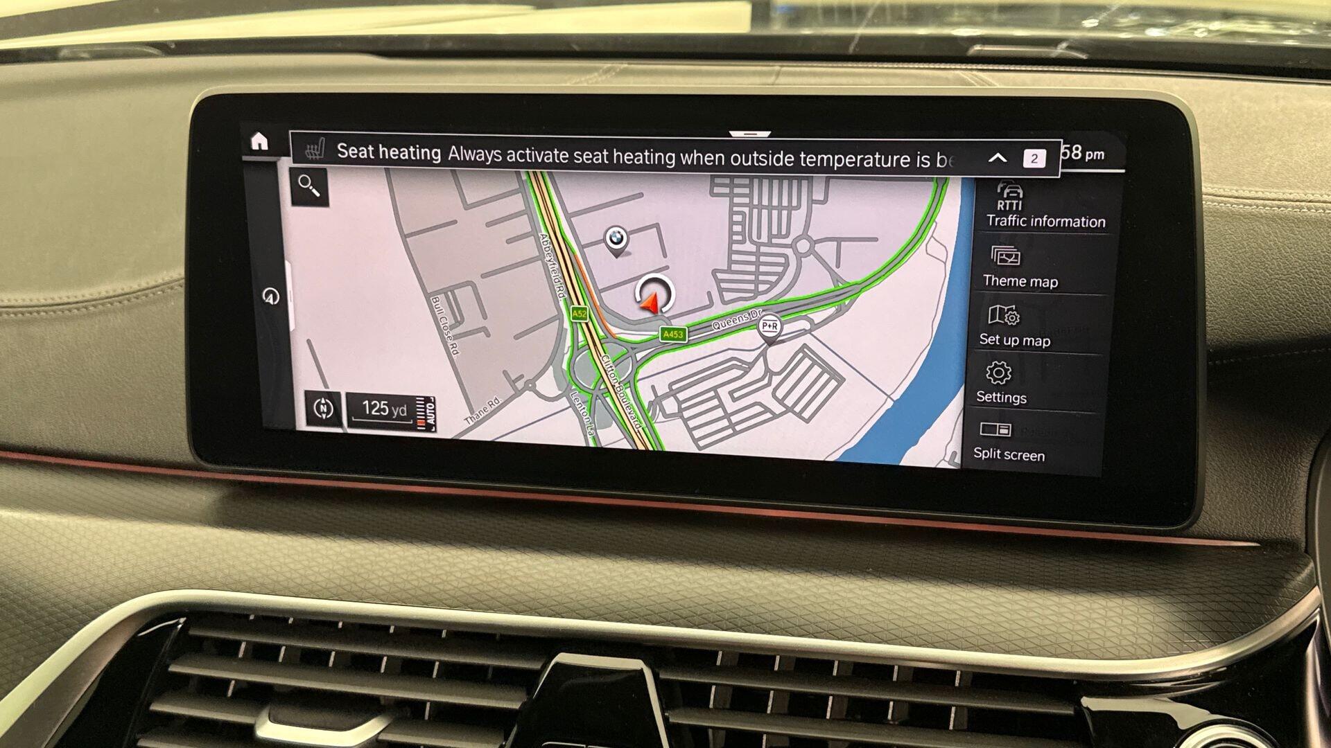 BMW 5 Series view 24