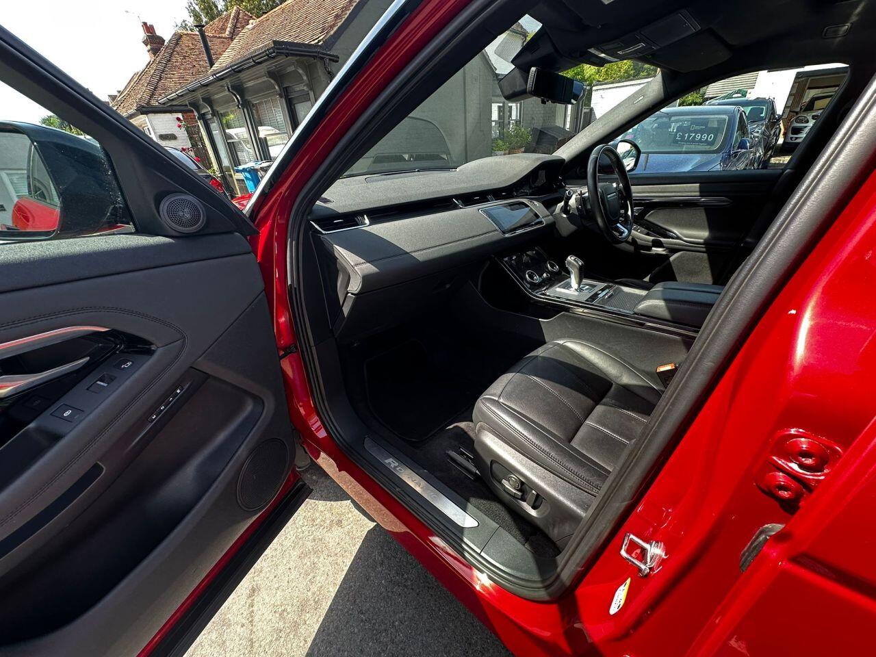 Land Rover Range Rover Evoque view 31