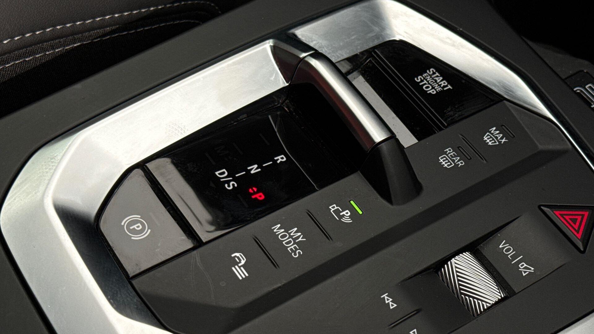 BMW 2 Series view 20