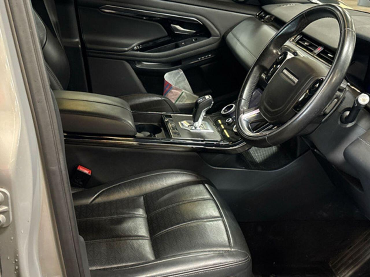 Land Rover Range Rover Evoque view 9