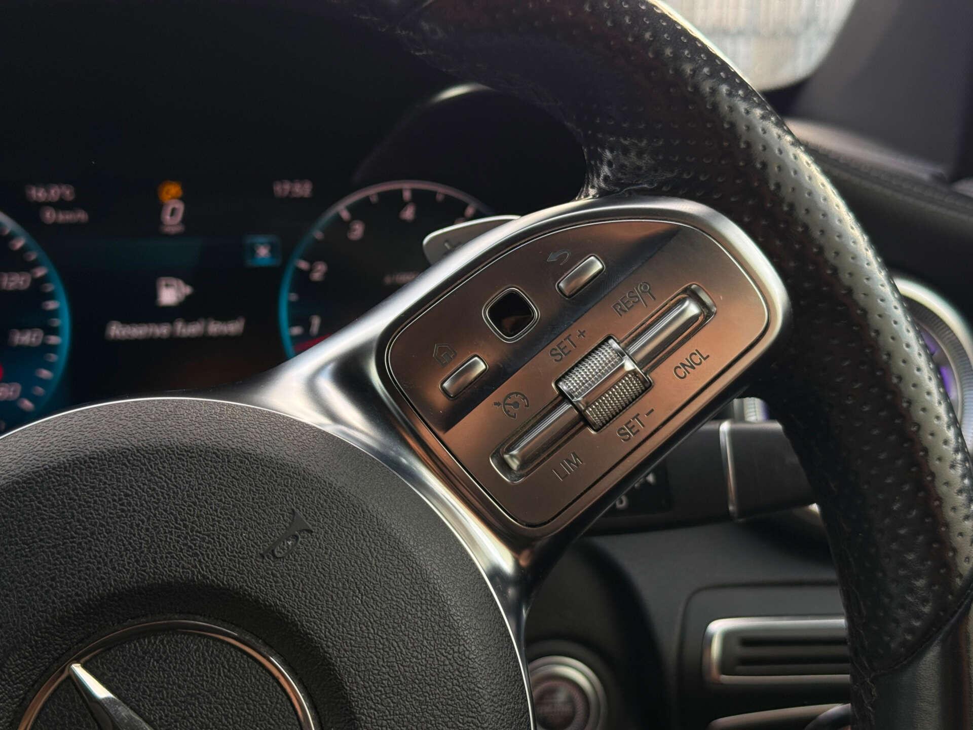Mercedes-Benz C Class view 44