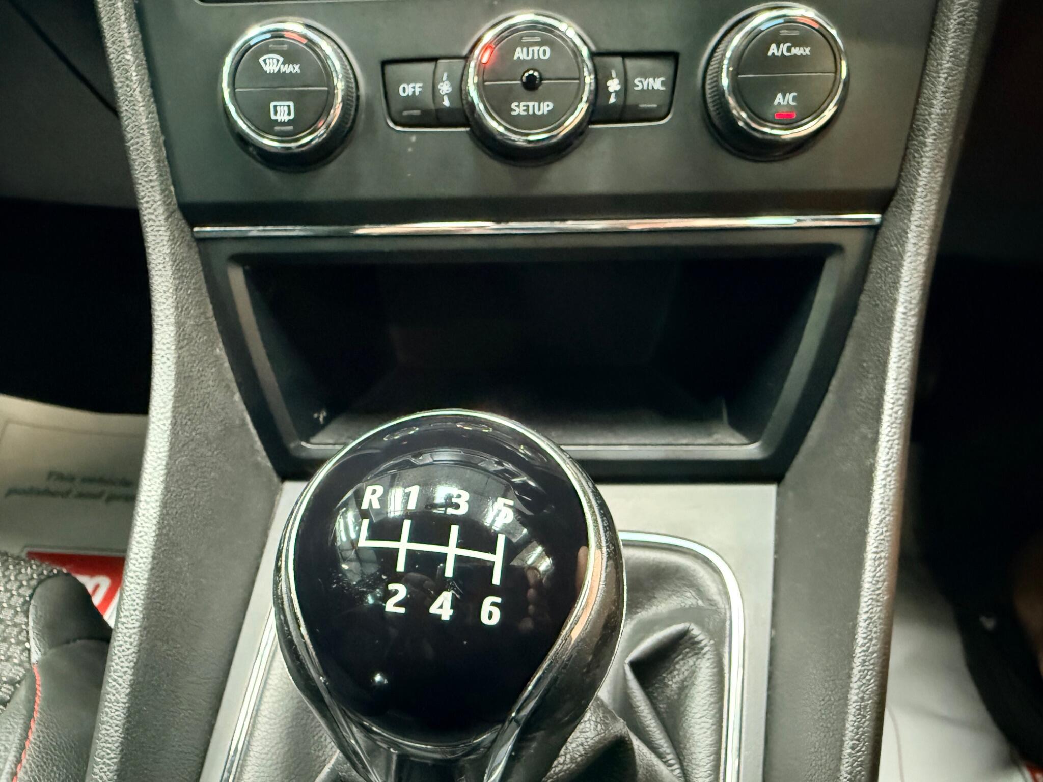 Seat Leon Leon view 30
