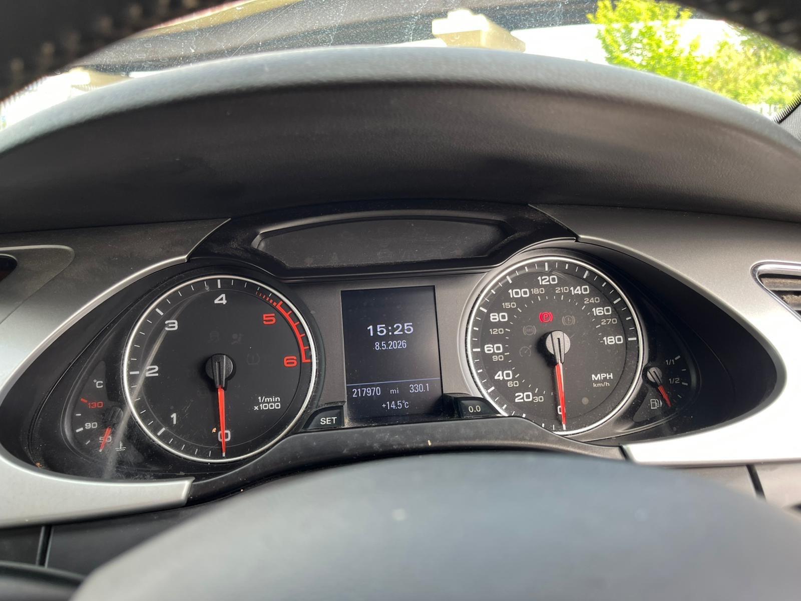 Audi A4 view 52