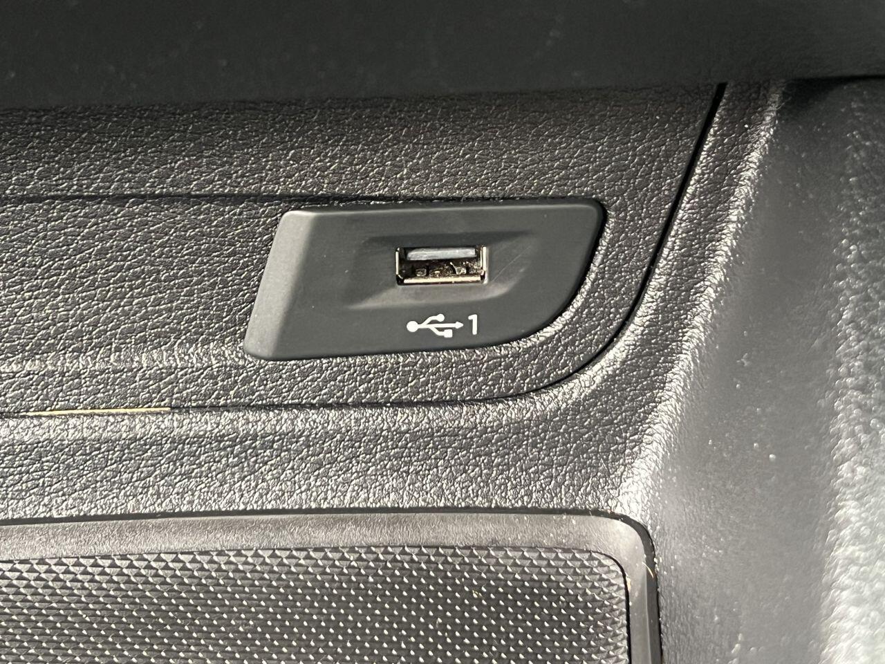 Audi Q2 view 34