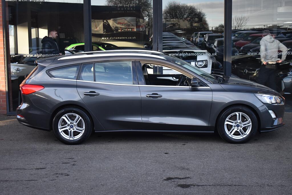 Ford Focus view 14