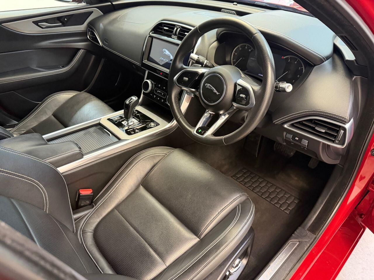Jaguar Xe view 36