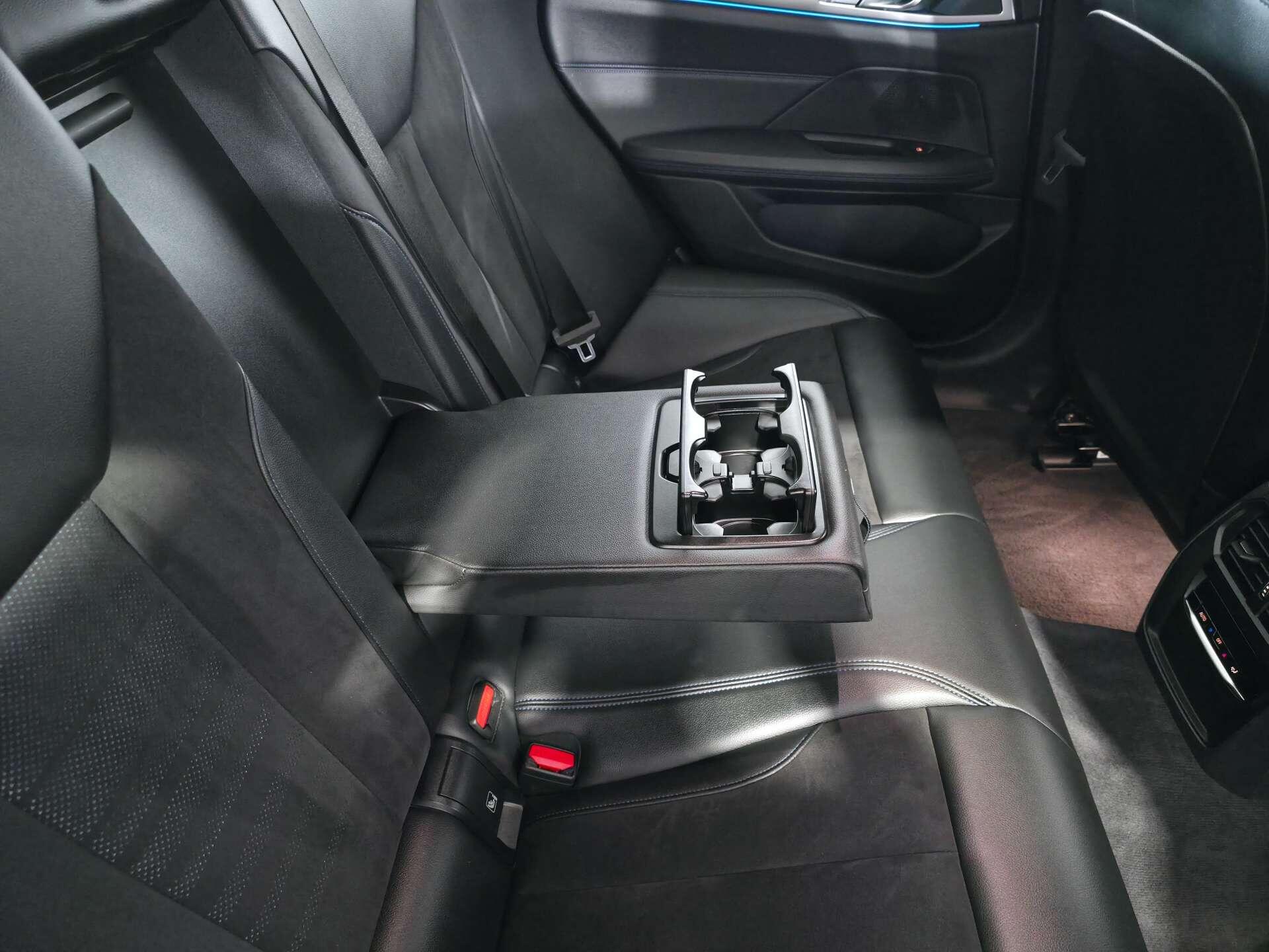 BMW I4 view 53