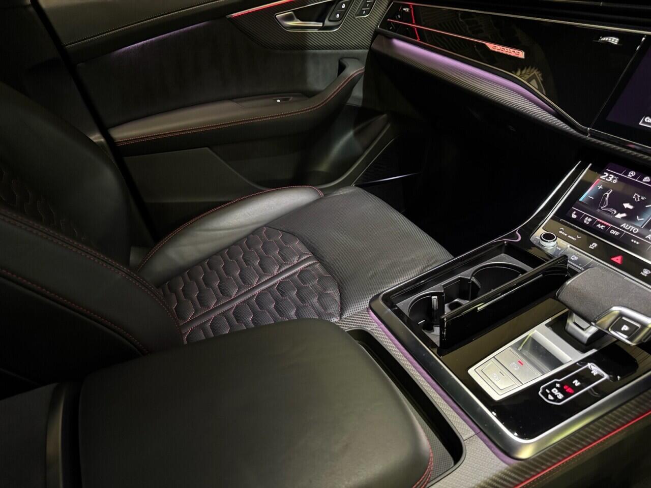 Audi RSQ8 view 23