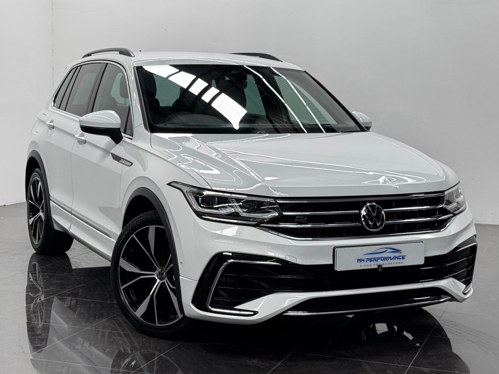 Volkswagen Tiguan view 24