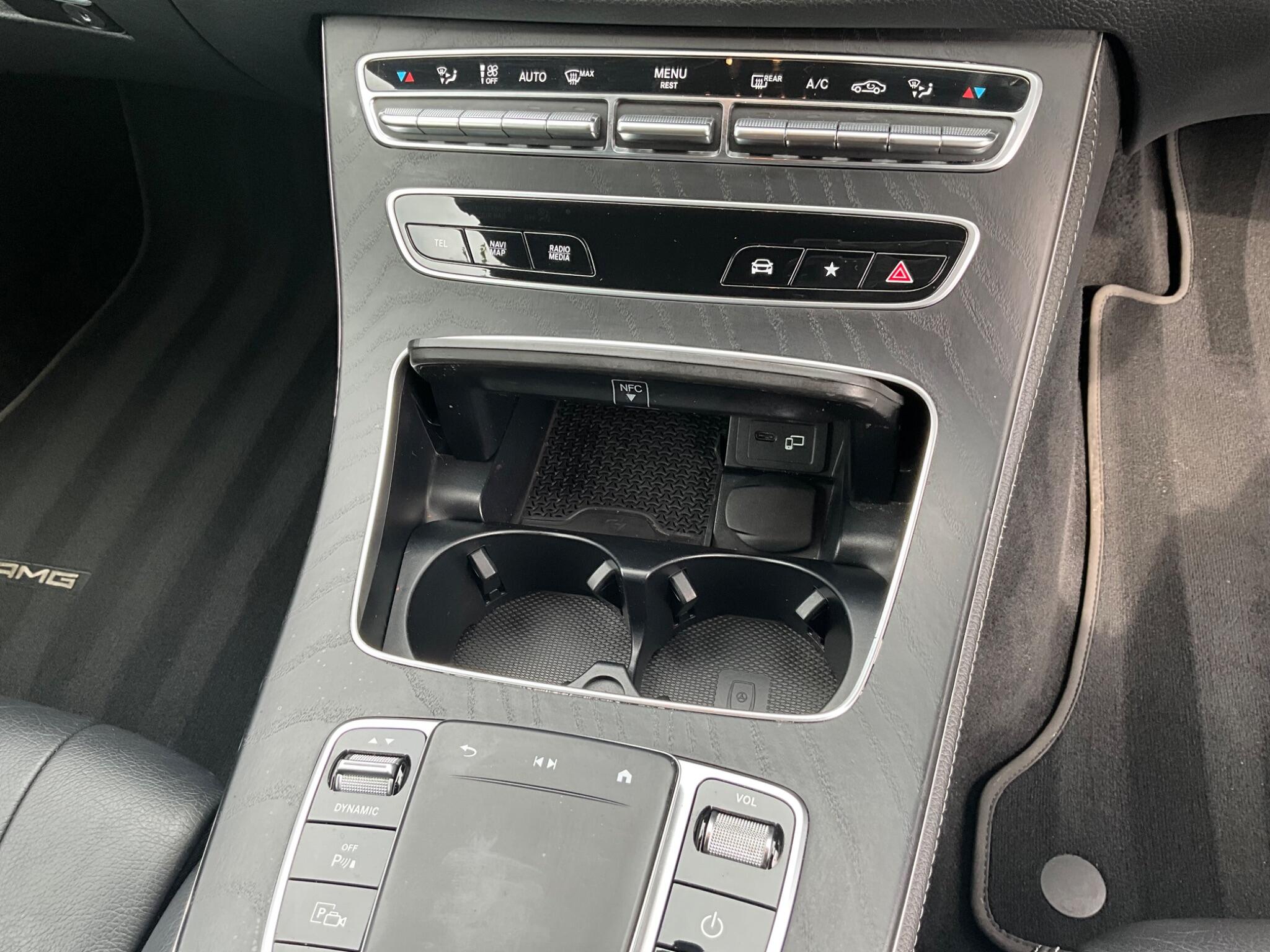 Mercedes-Benz E Class view 9