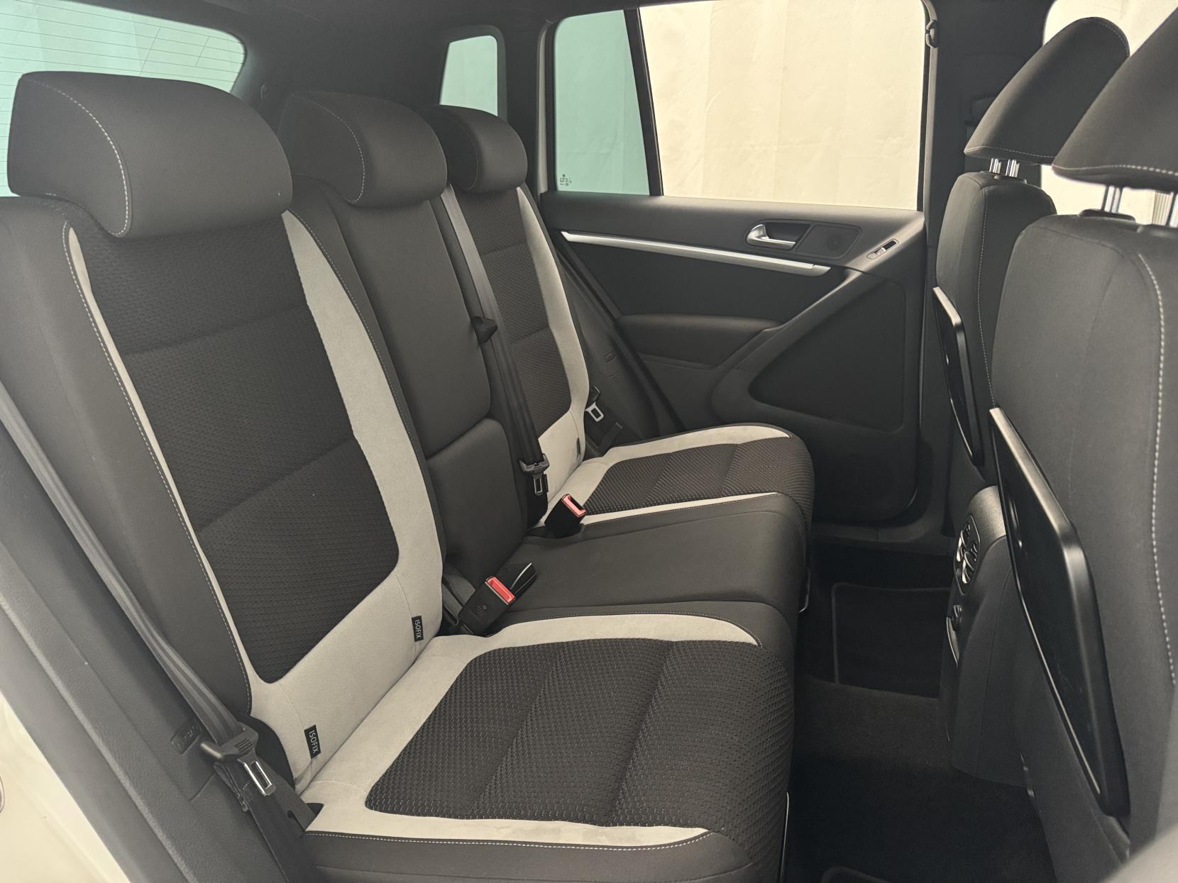 Volkswagen Tiguan view 67