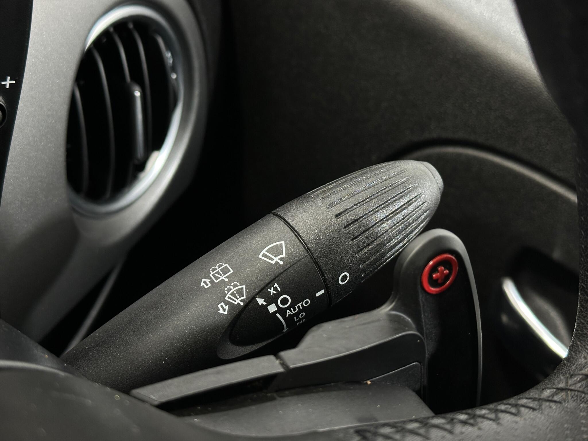 Abarth 595 view 17