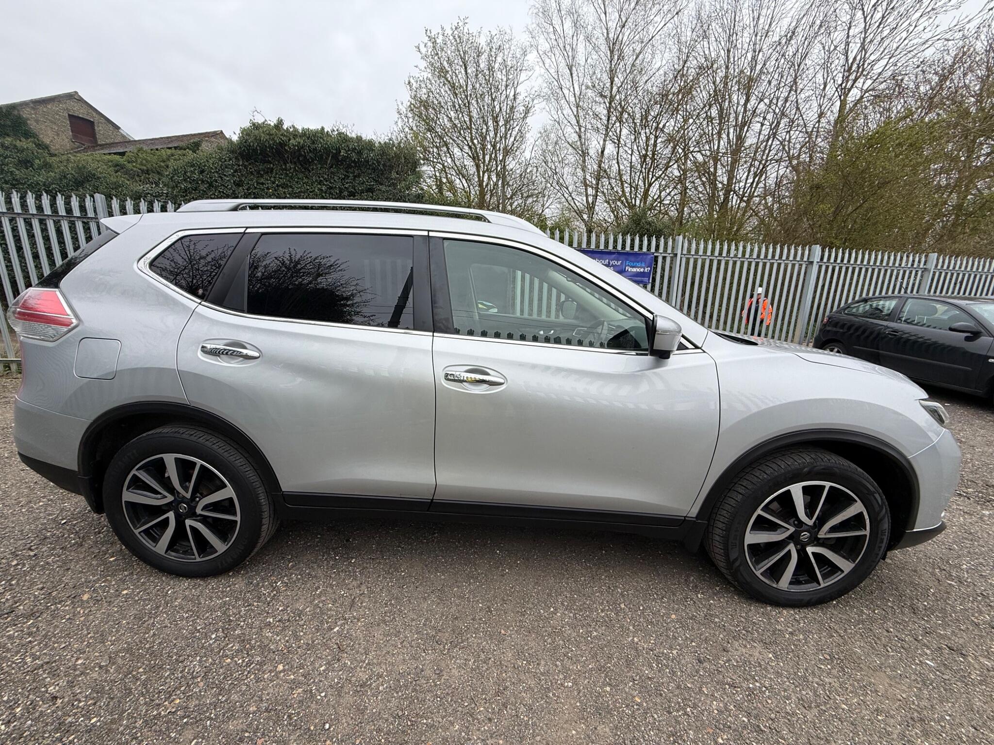 2017 Nissan X-Trail image 8