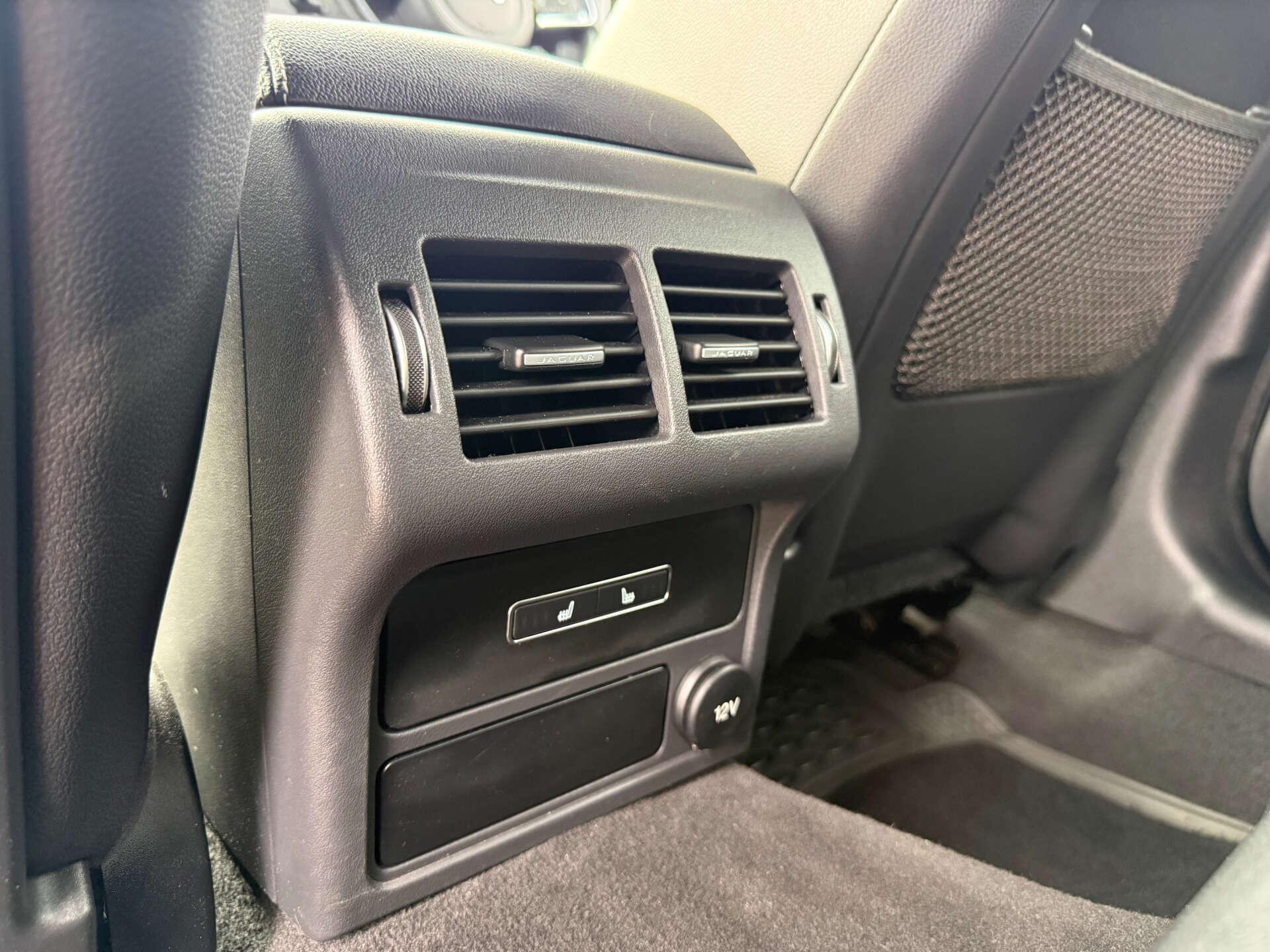 Jaguar XF view 68