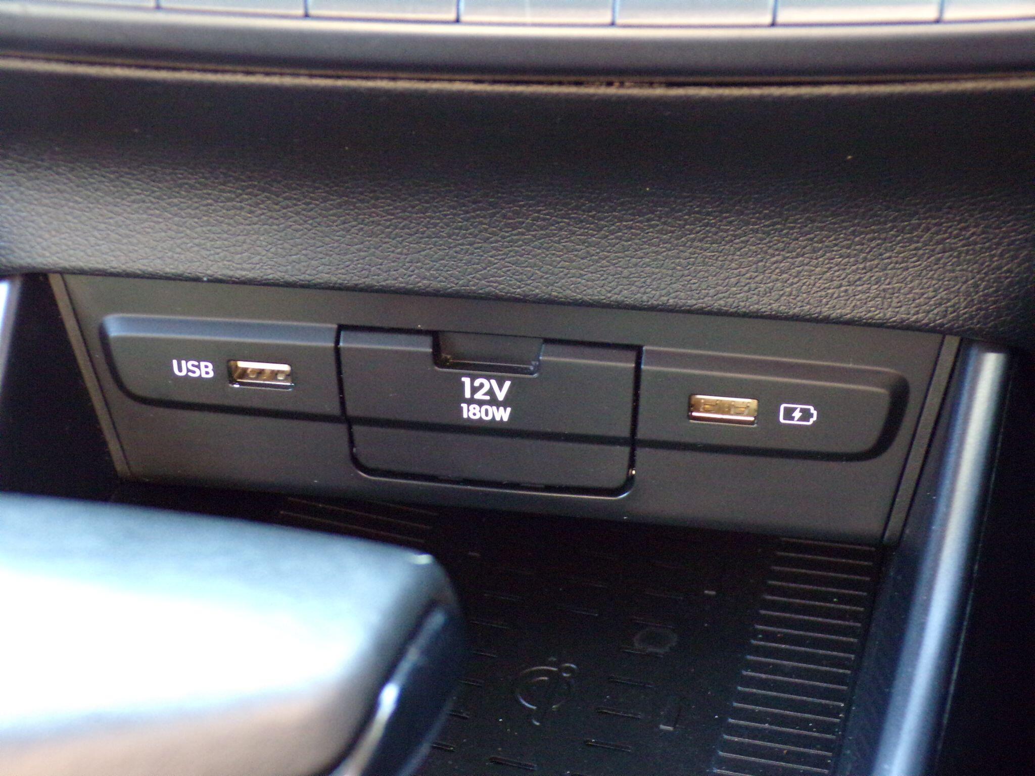 Hyundai Bayon view 25