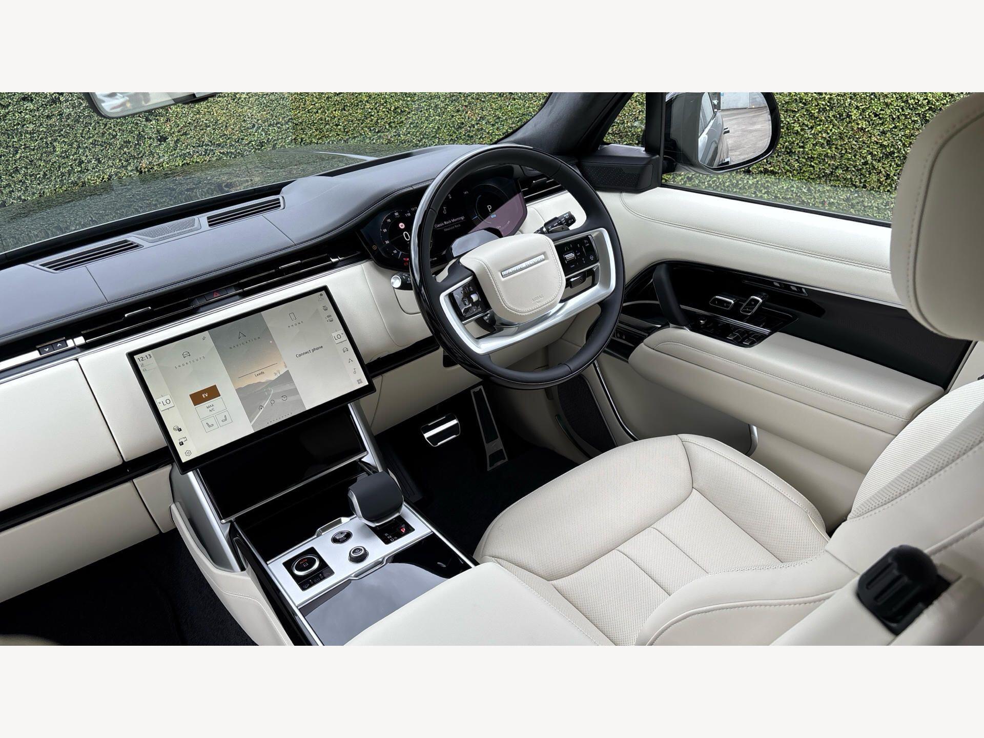 Land Rover Range Rover view 28