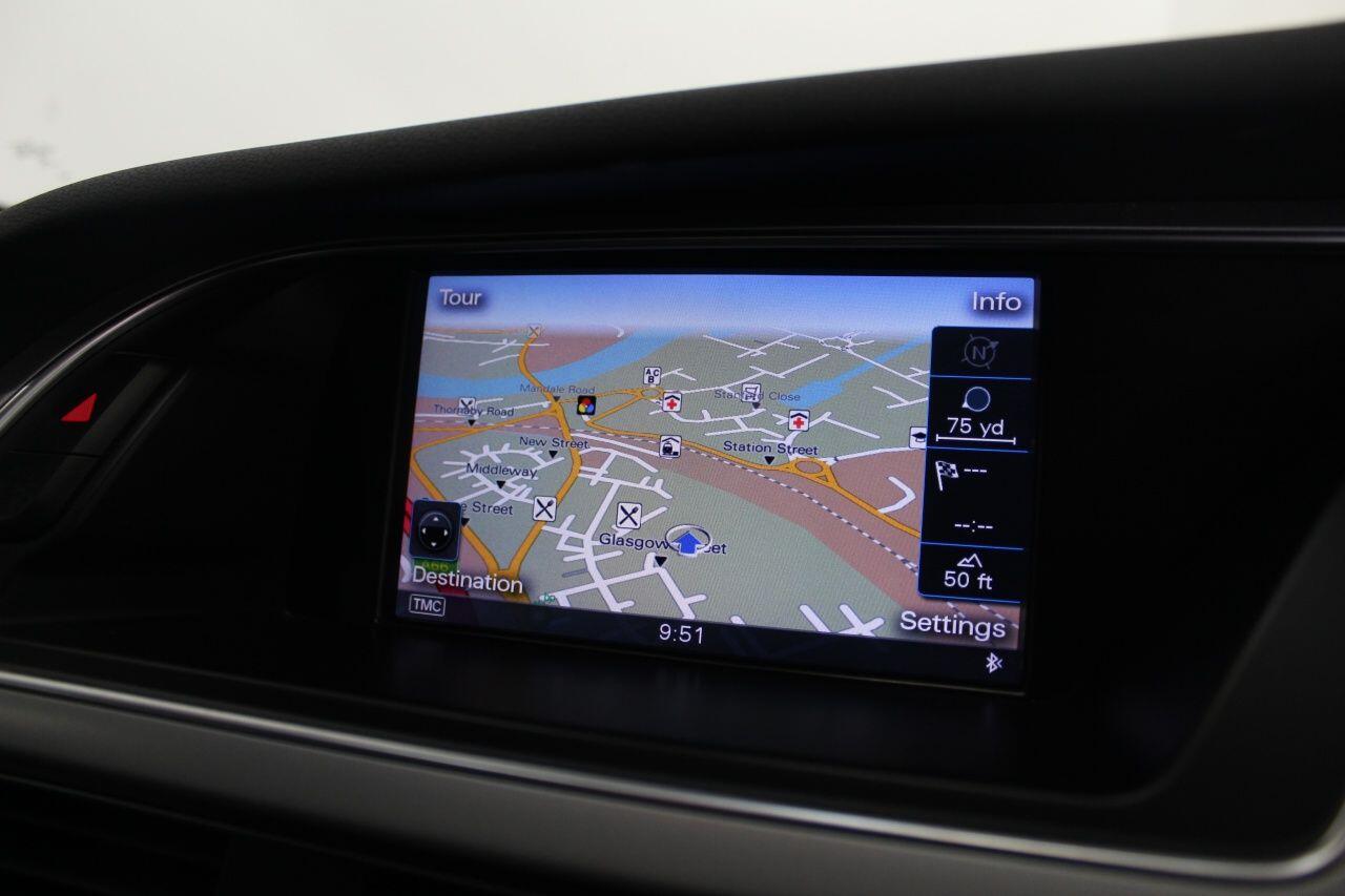 Audi A4 view 35