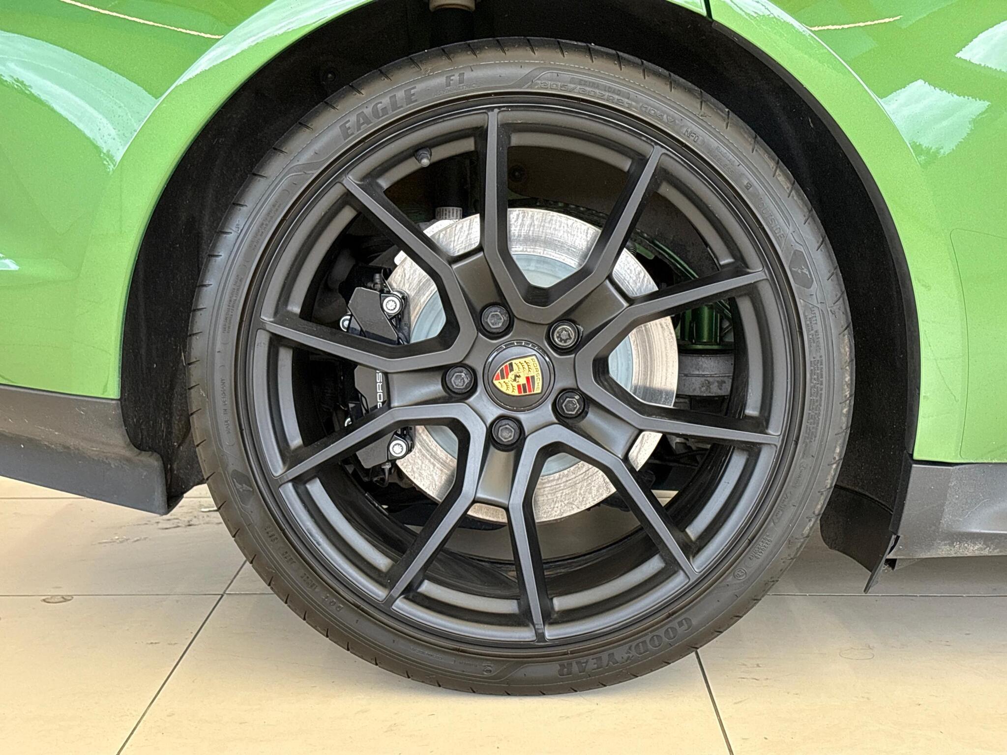 Porsche Taycan view 24