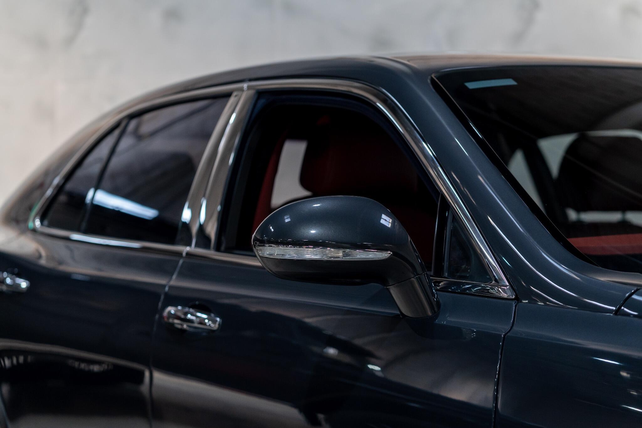 Bentley Mulsanne view 45