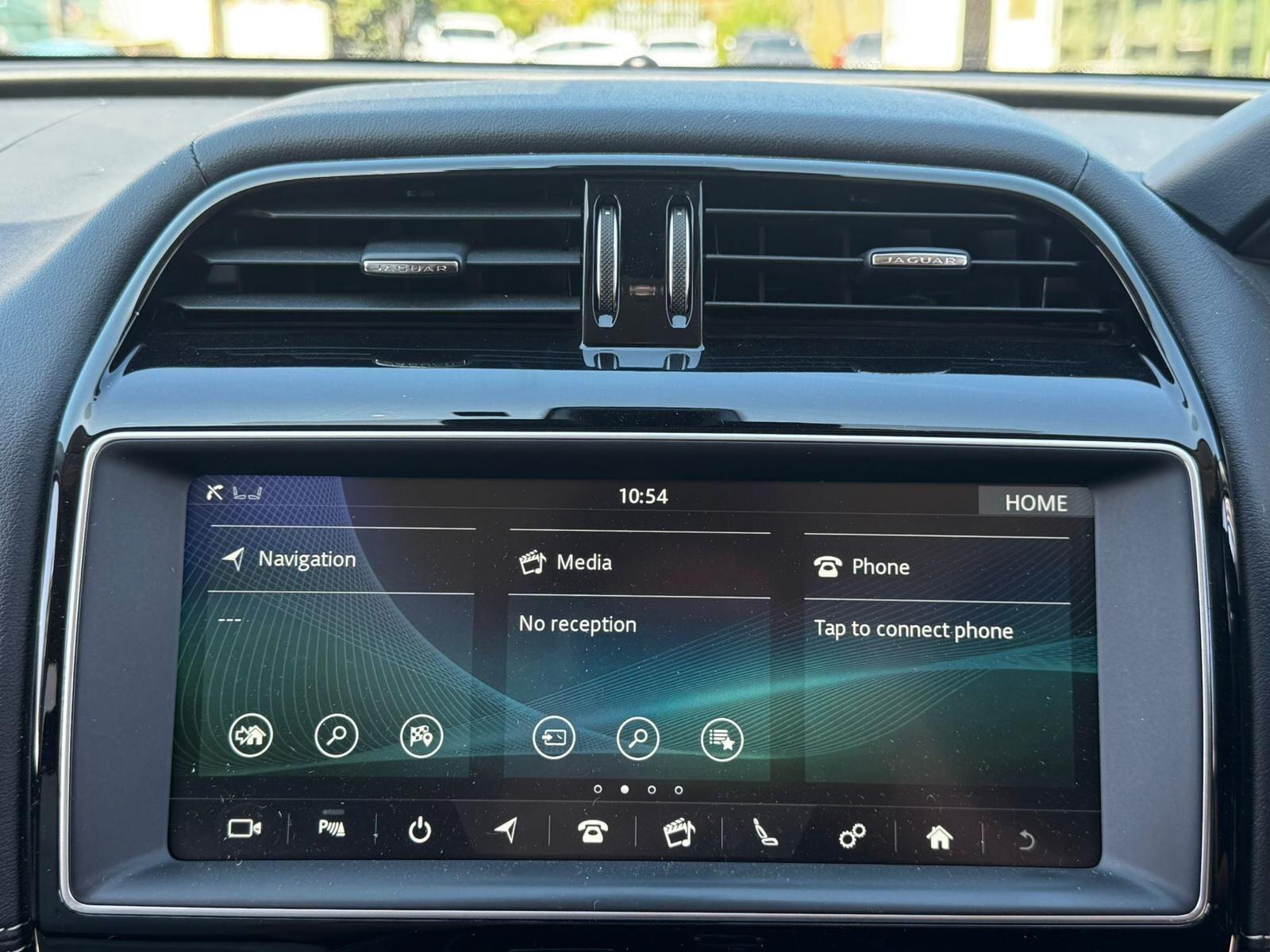 Jaguar F-Pace view 30
