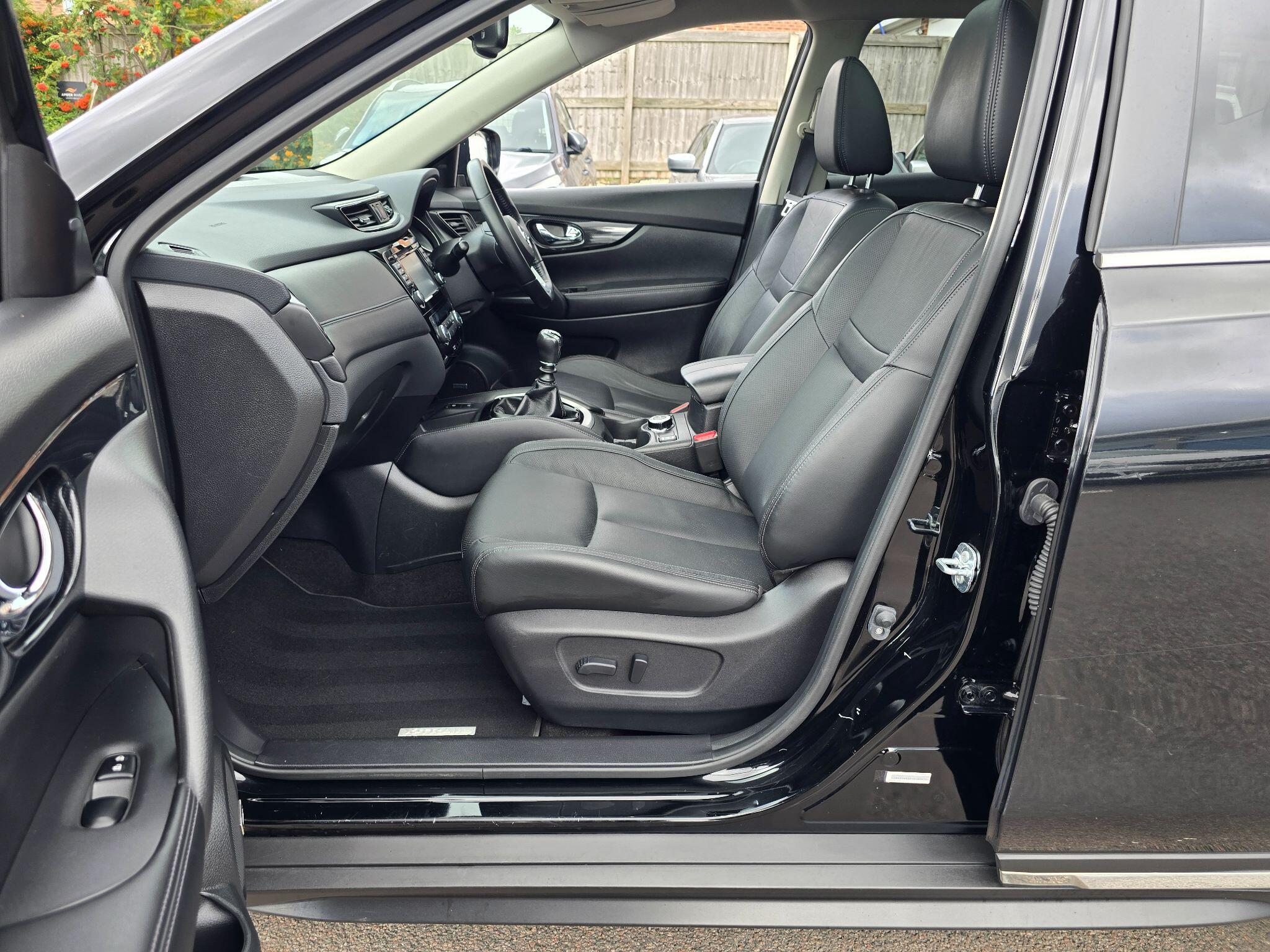 Nissan X-Trail view 48