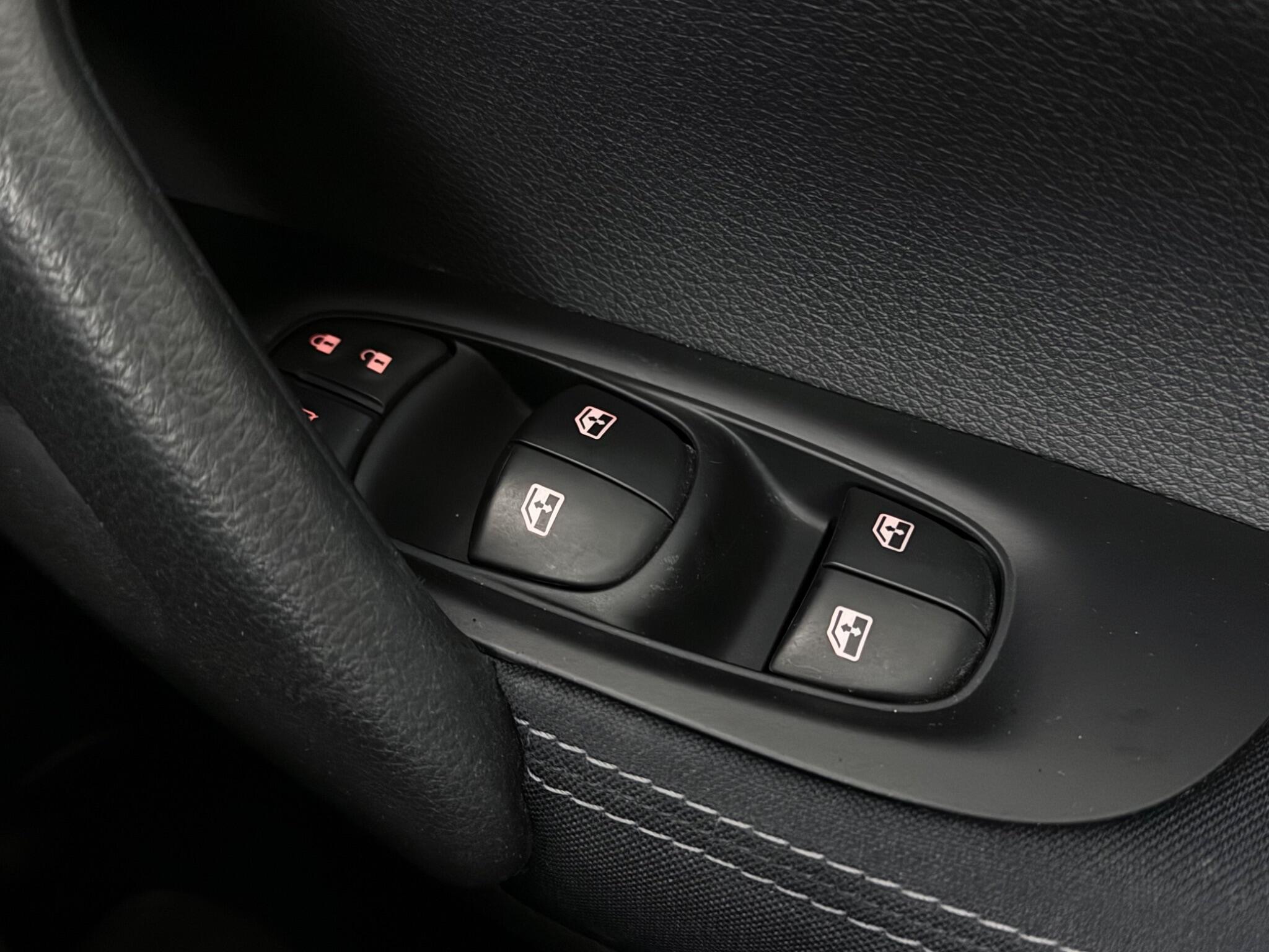 Nissan Qashqai view 19