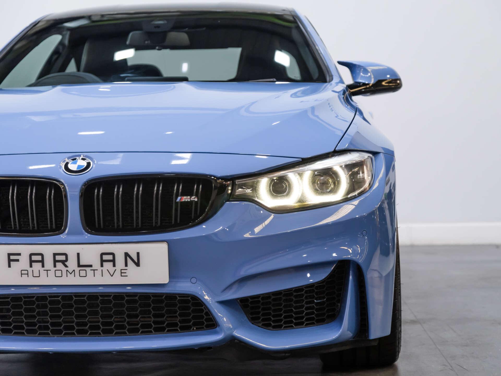 BMW M4 view 14