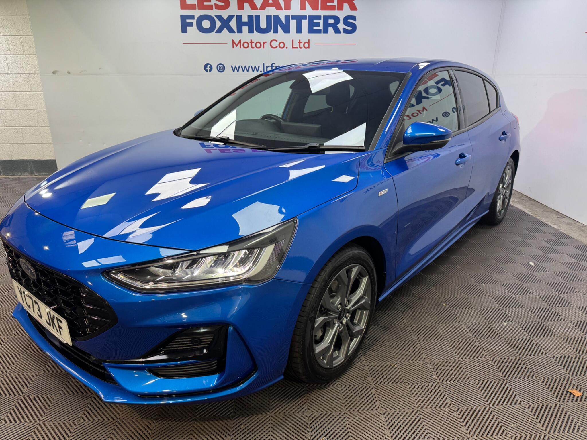 Ford Focus view 14
