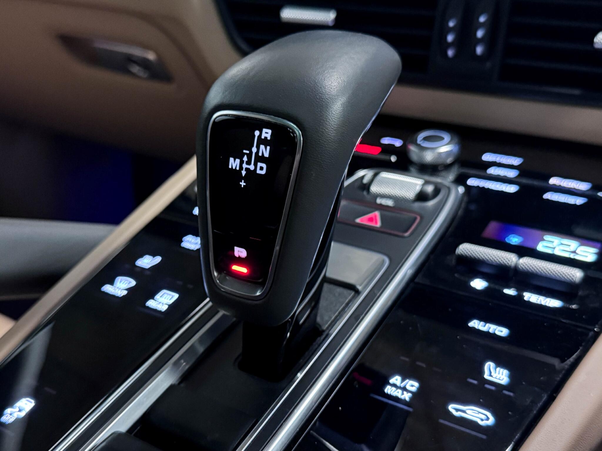 Porsche Cayenne view 51