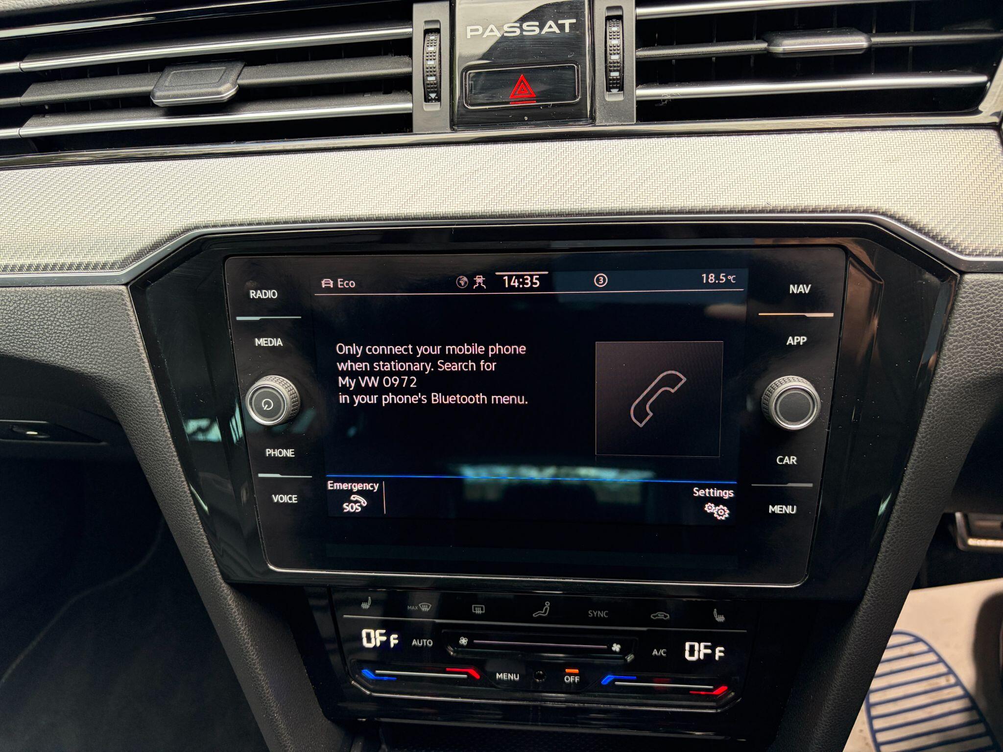 Volkswagen Passat view 21