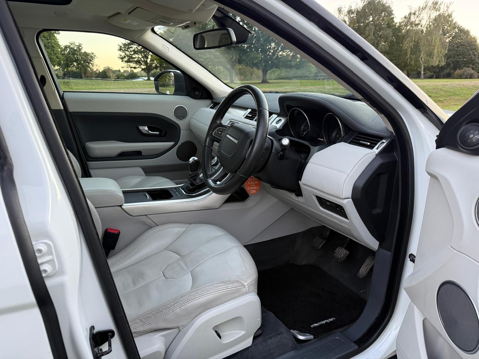 Land Rover Range Rover Evoque - Image 15
