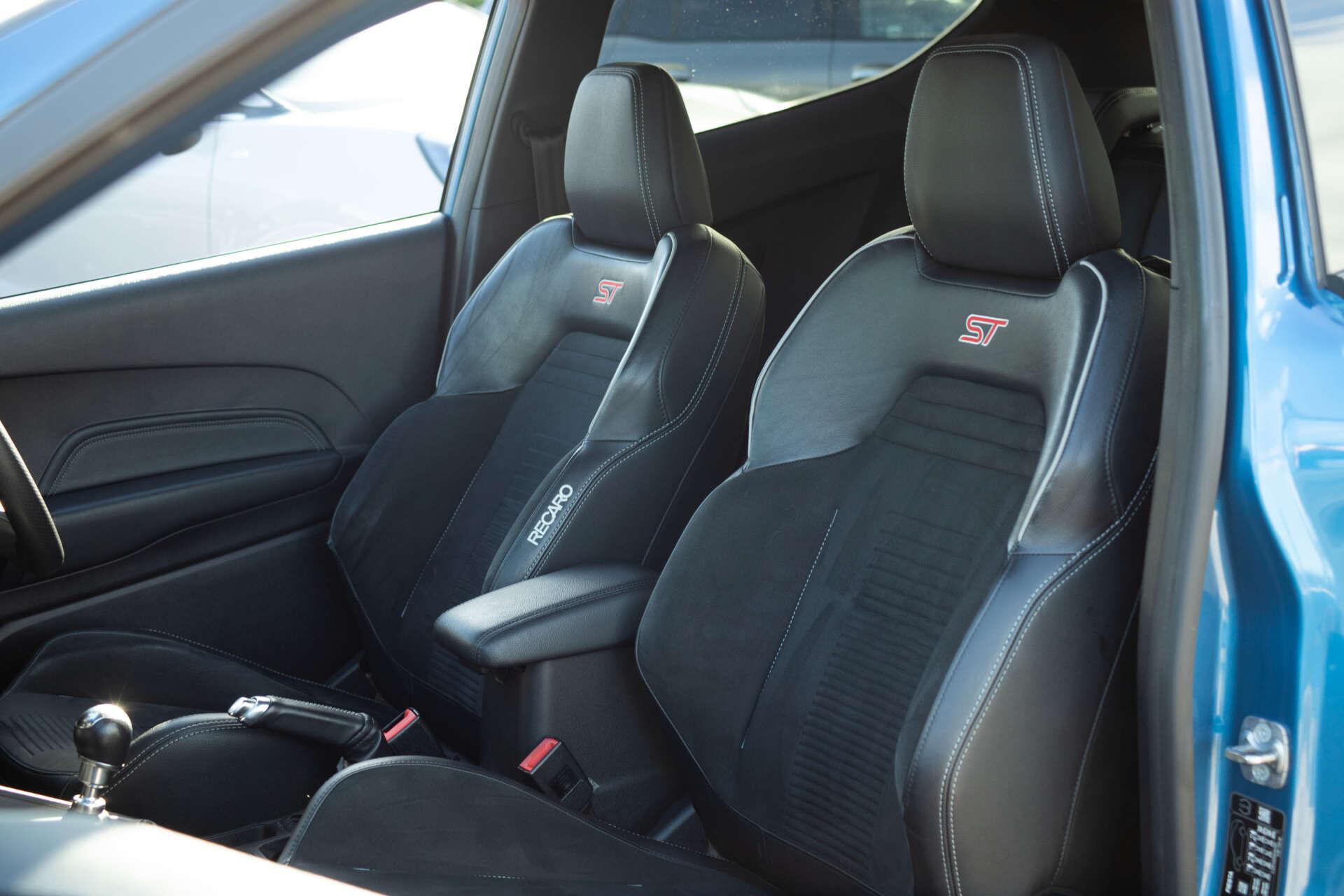 Ford Fiesta view 50