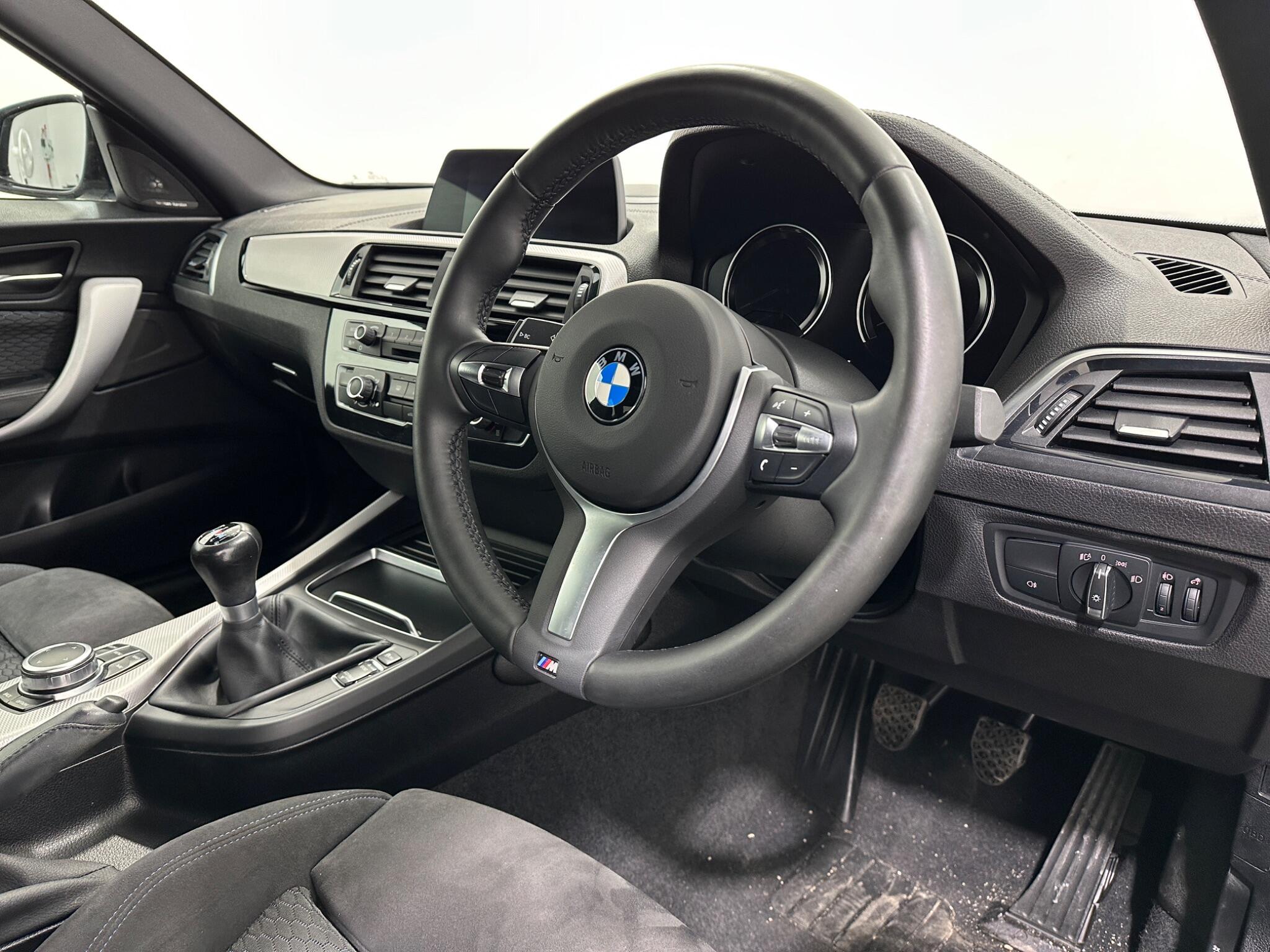 BMW 2 Series view 11