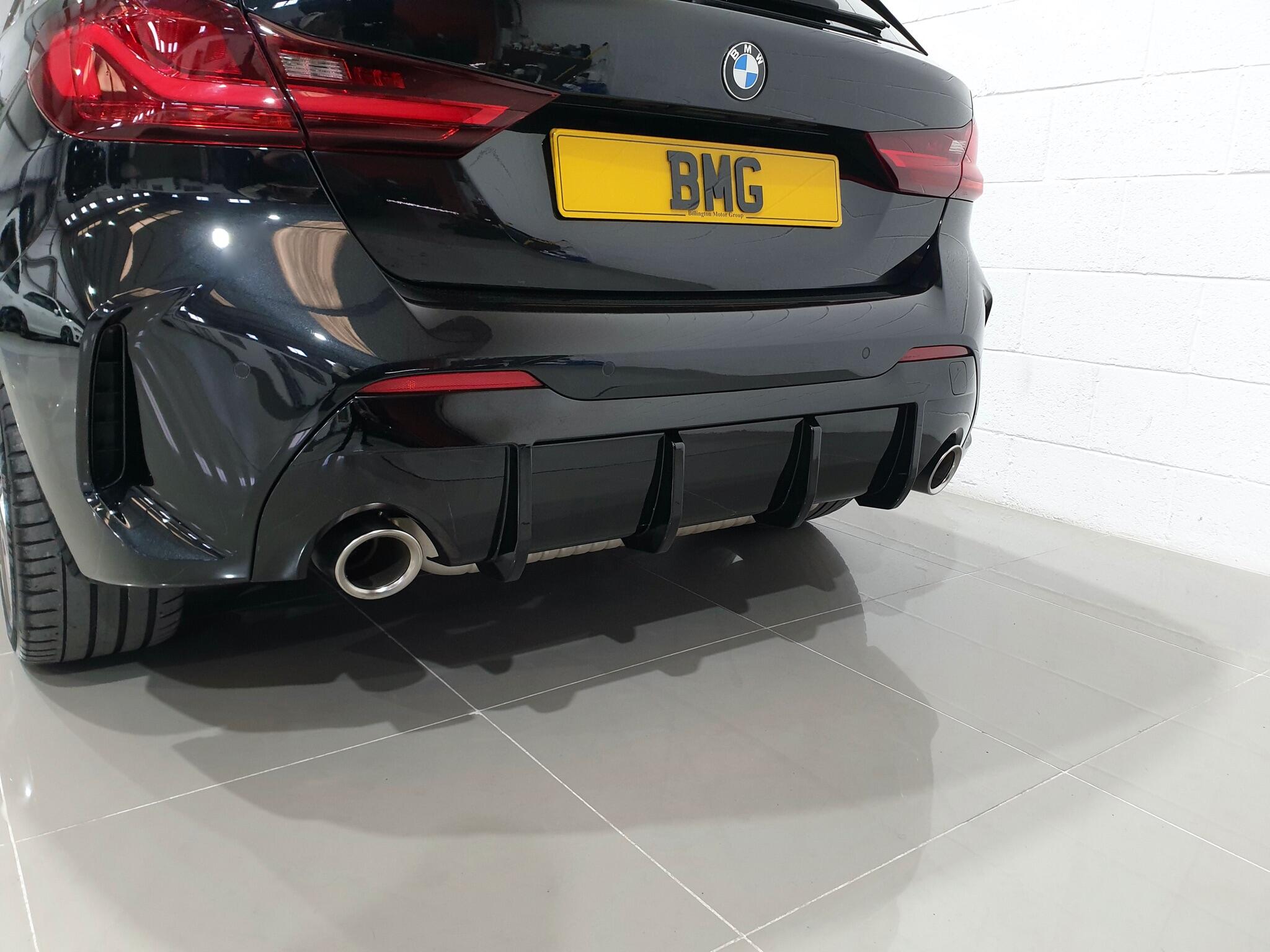 BMW 1 Series view 34