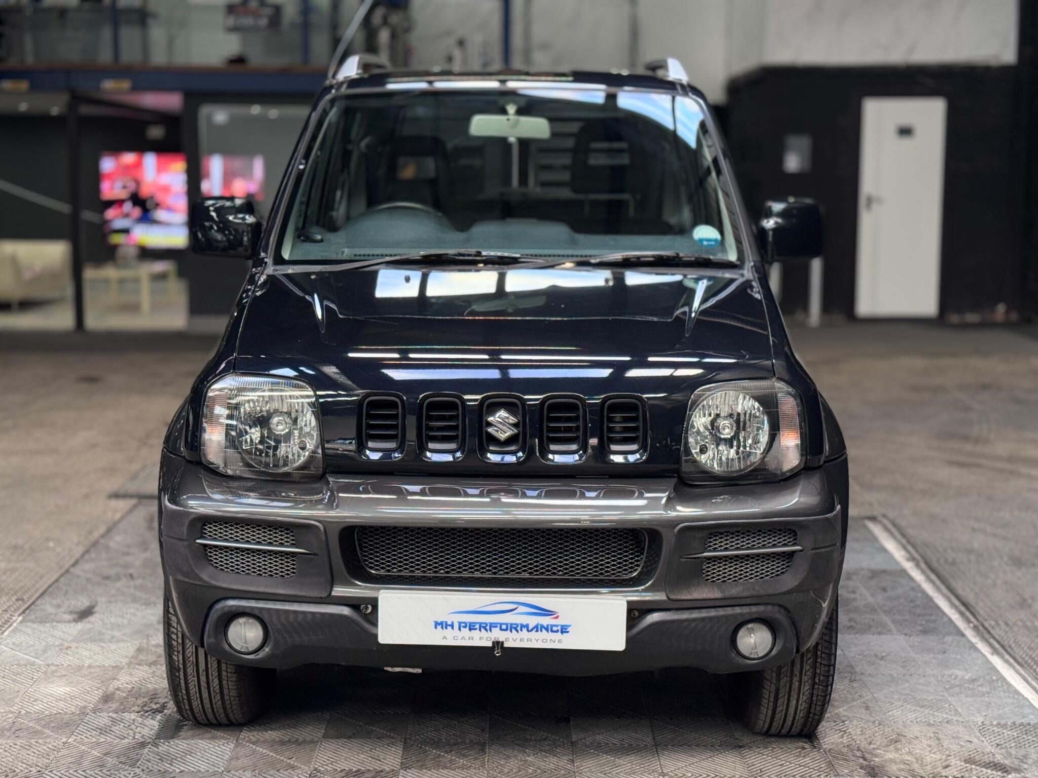 Suzuki Jimny view 2