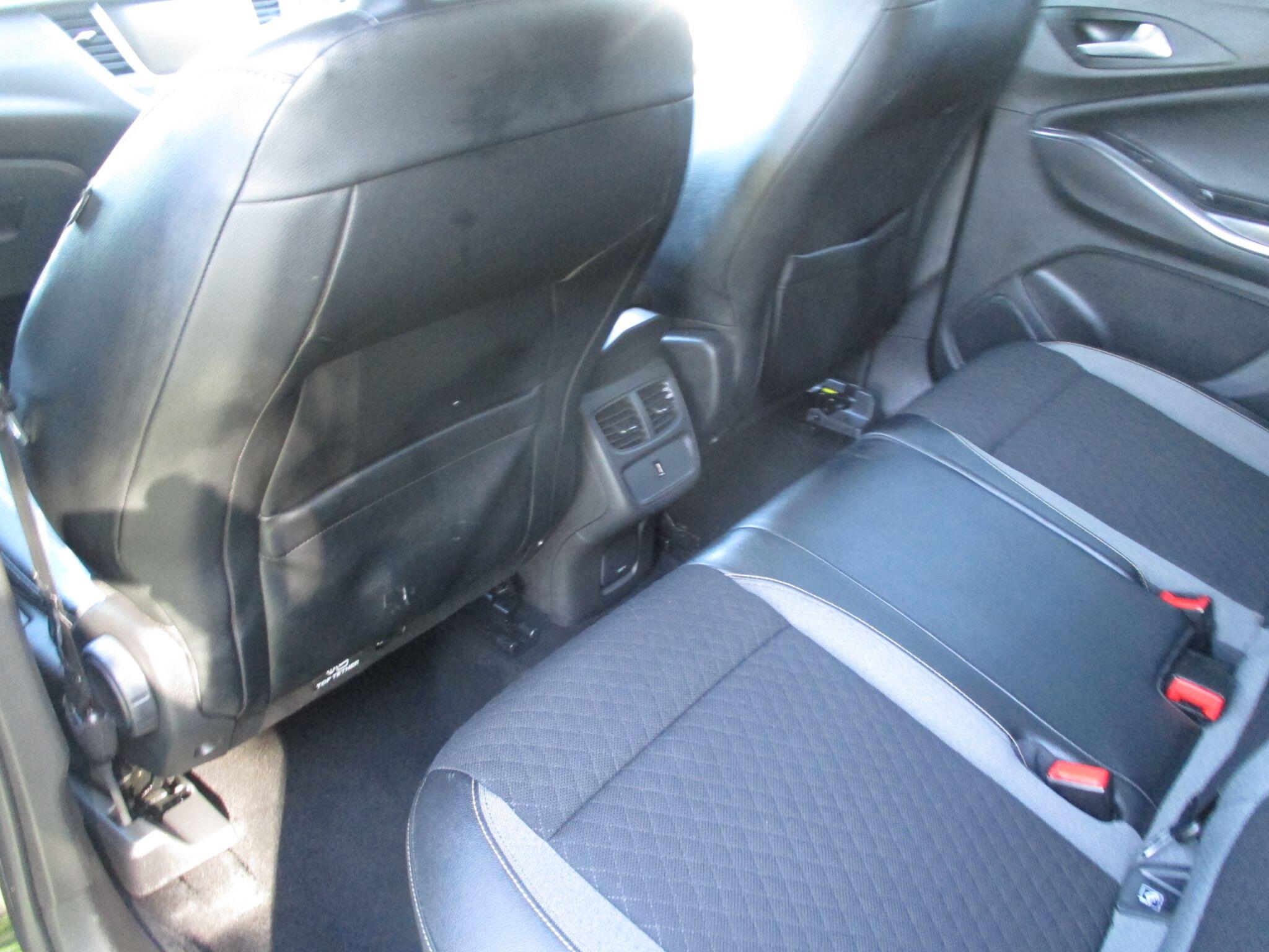Vauxhall Grandland X view 28