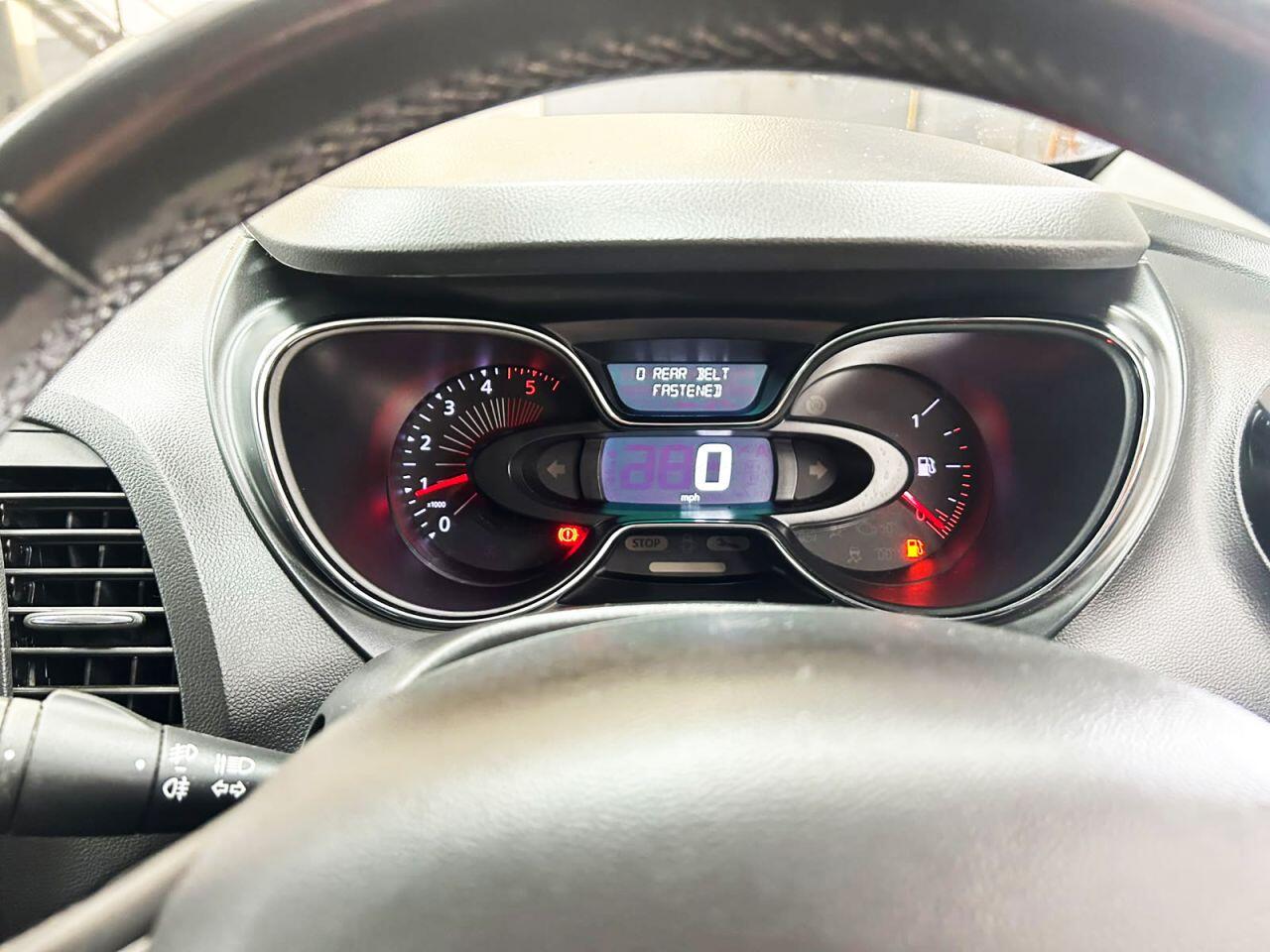 Renault Captur view 18