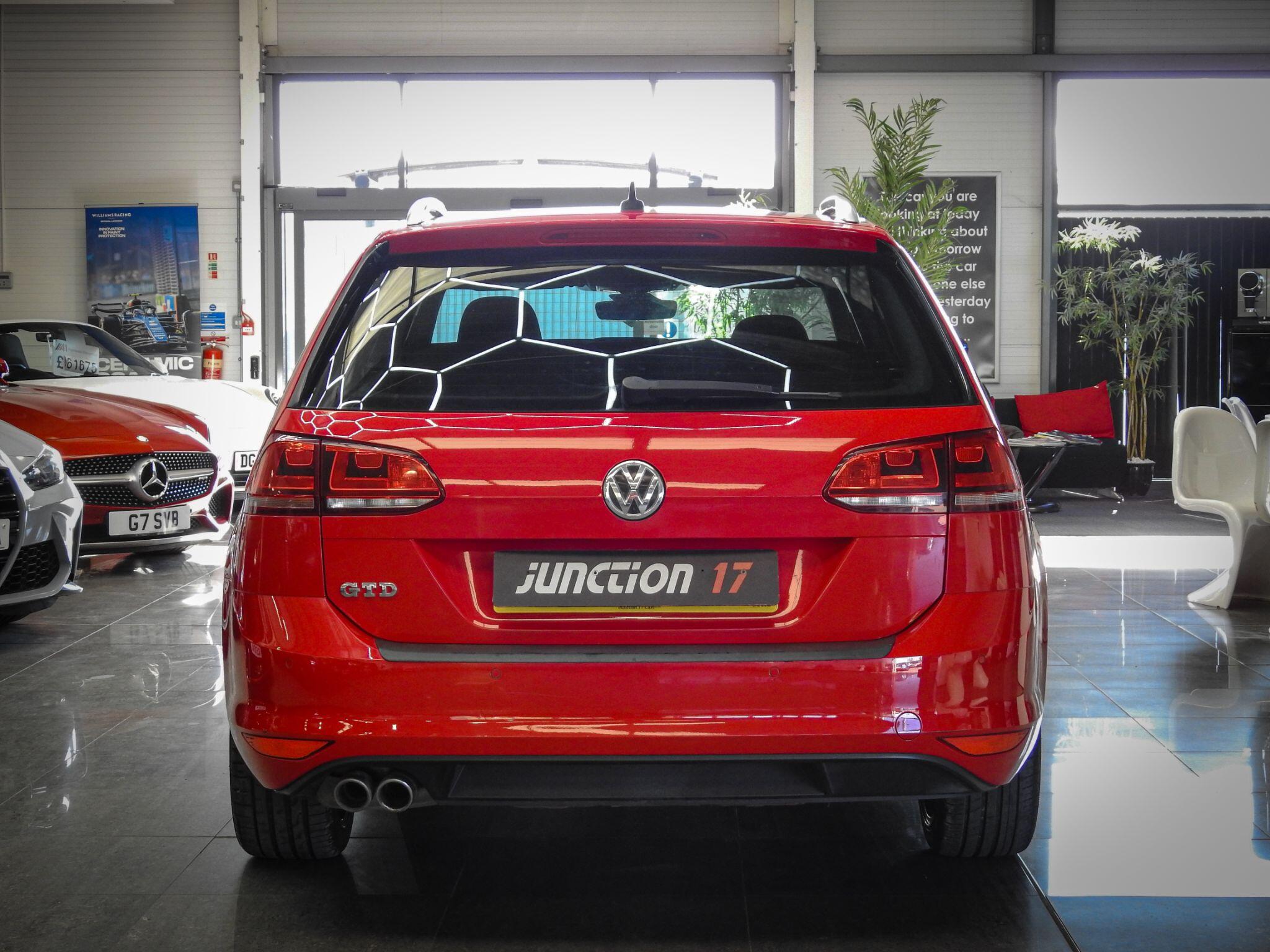 Volkswagen Golf view 15