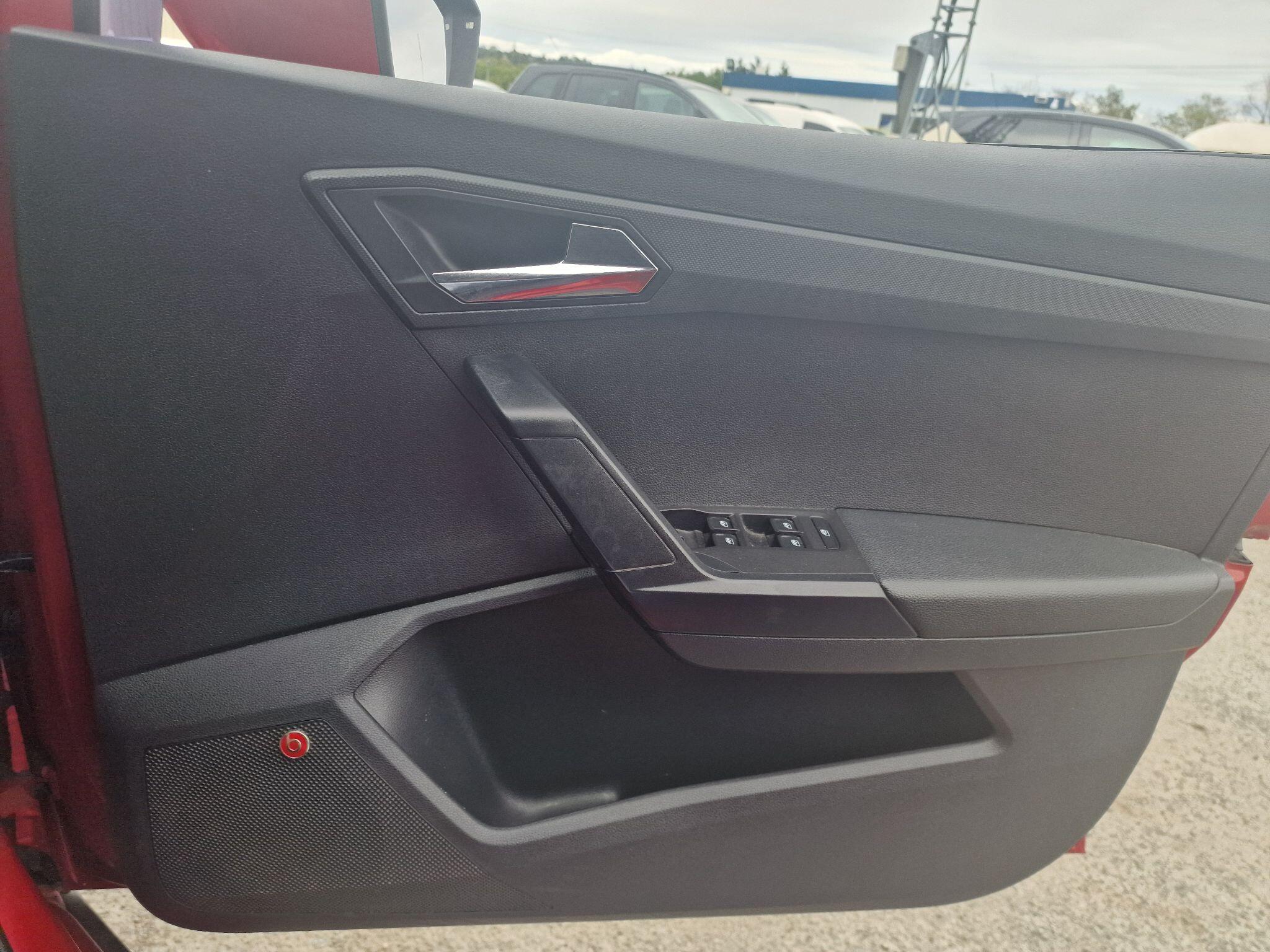 SEAT Arona view 40