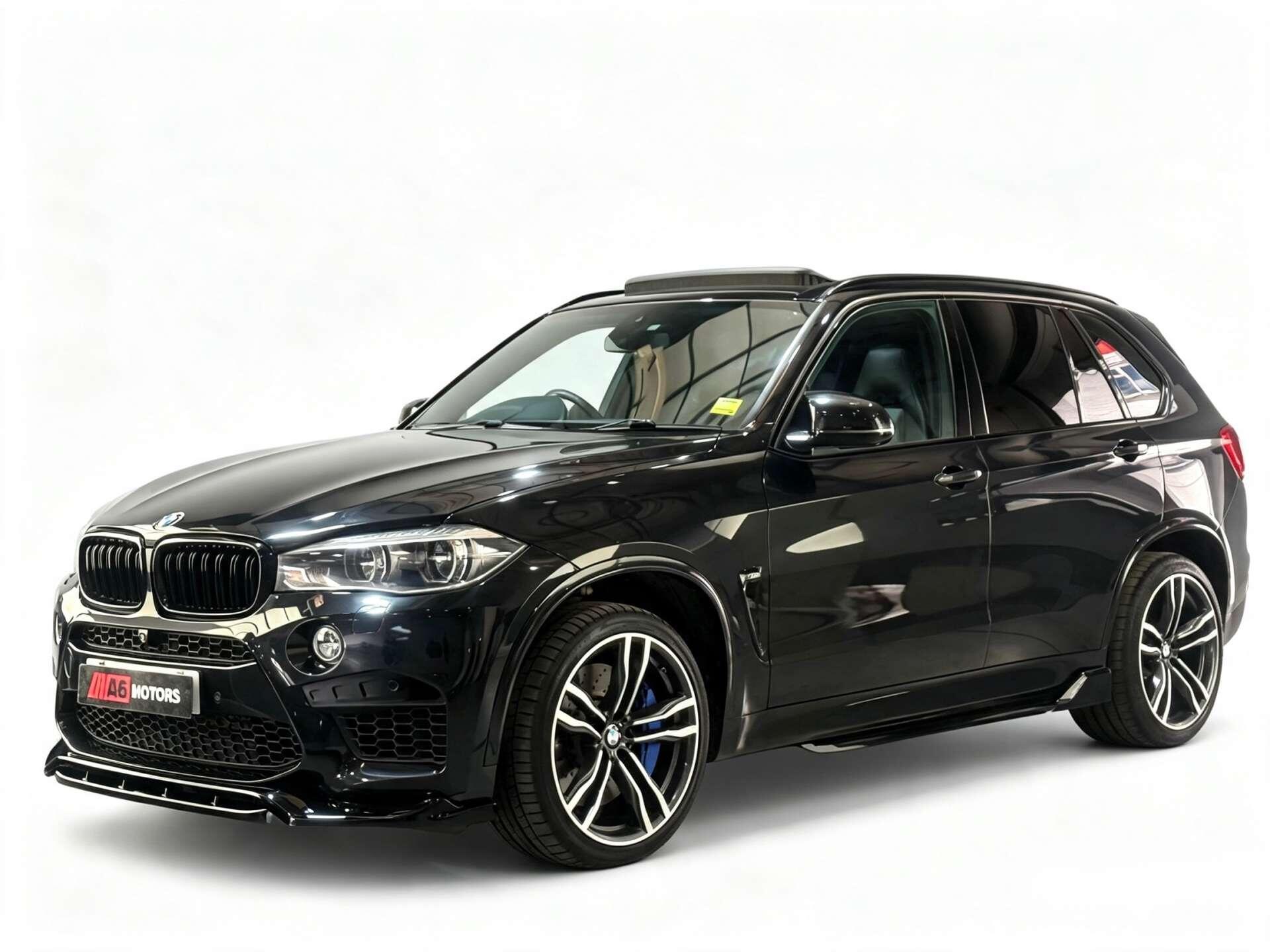 BMW X5 M view 8