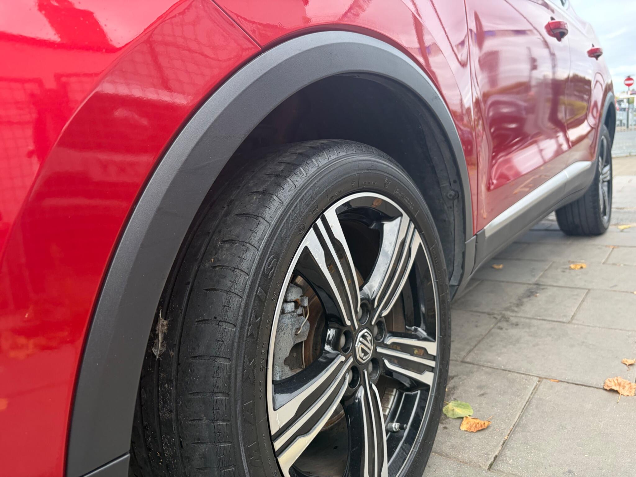 MG ZS view 13