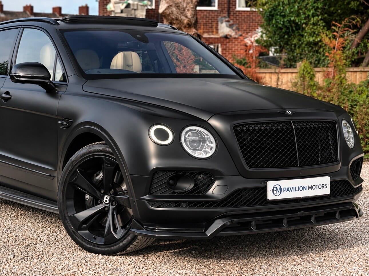 Bentley Bentayga view 70