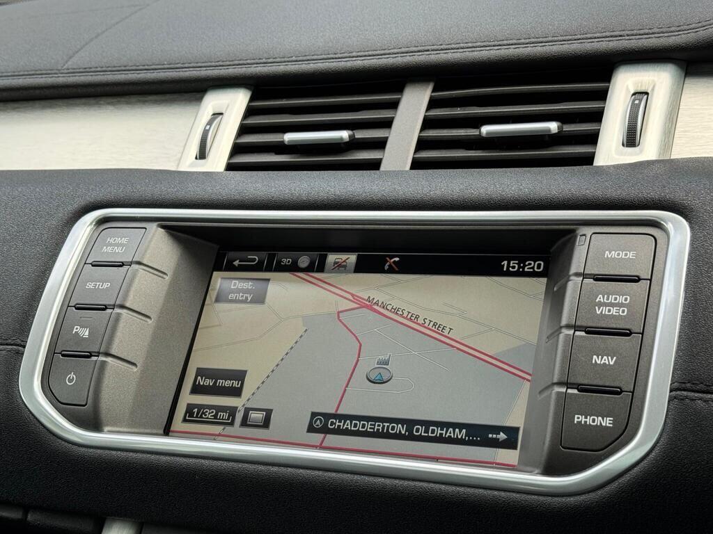 Land Rover Range Rover Evoque view 39