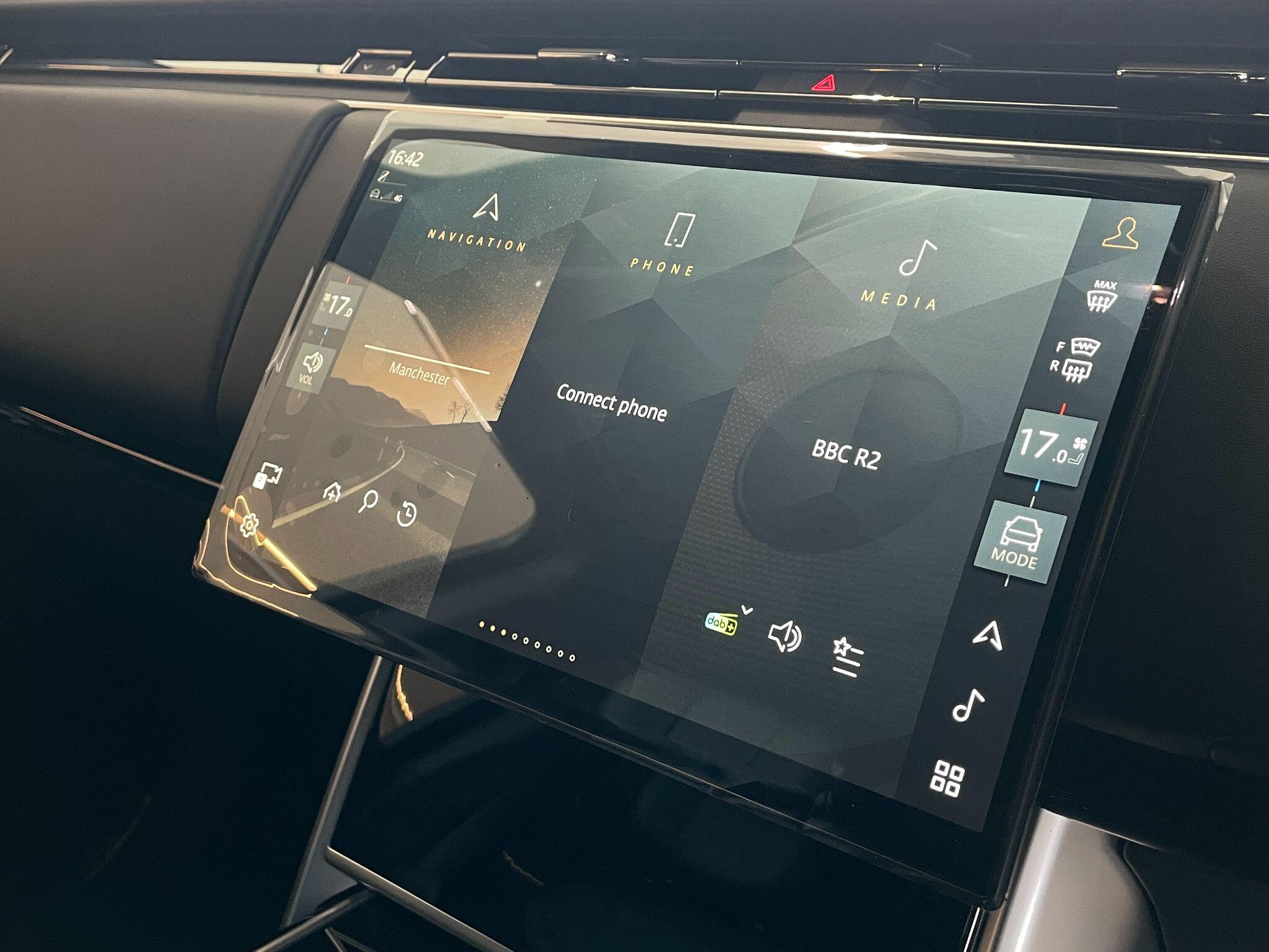 Land Rover Range Rover view 16