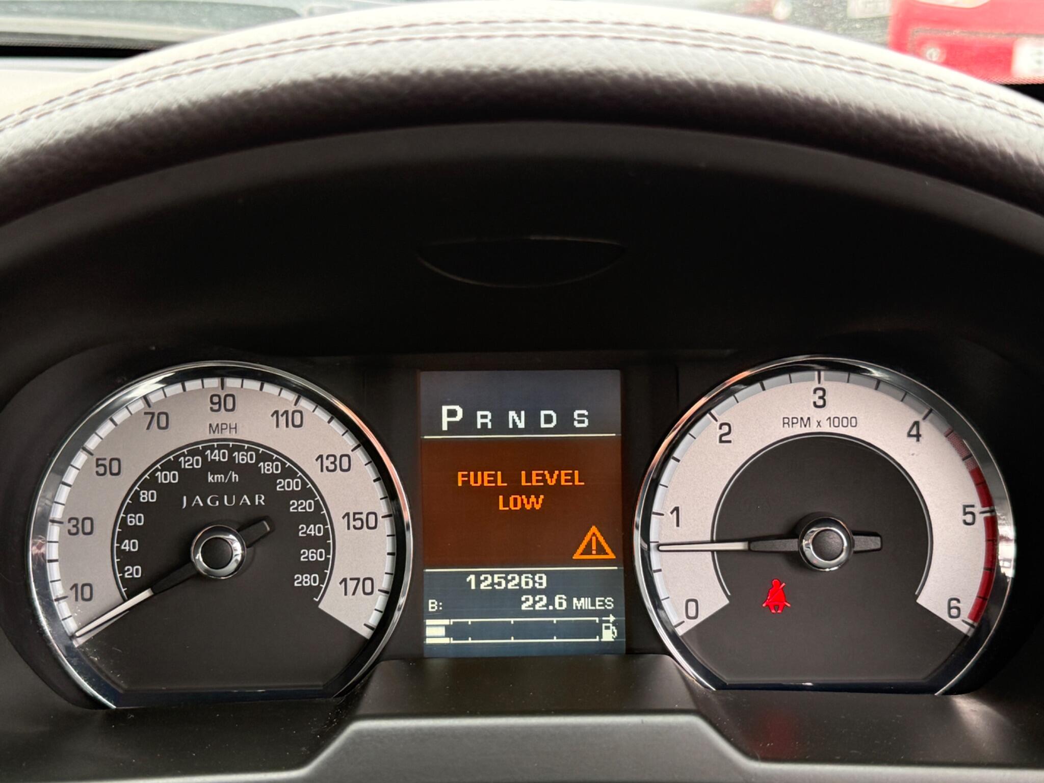 Jaguar XF - Image 65