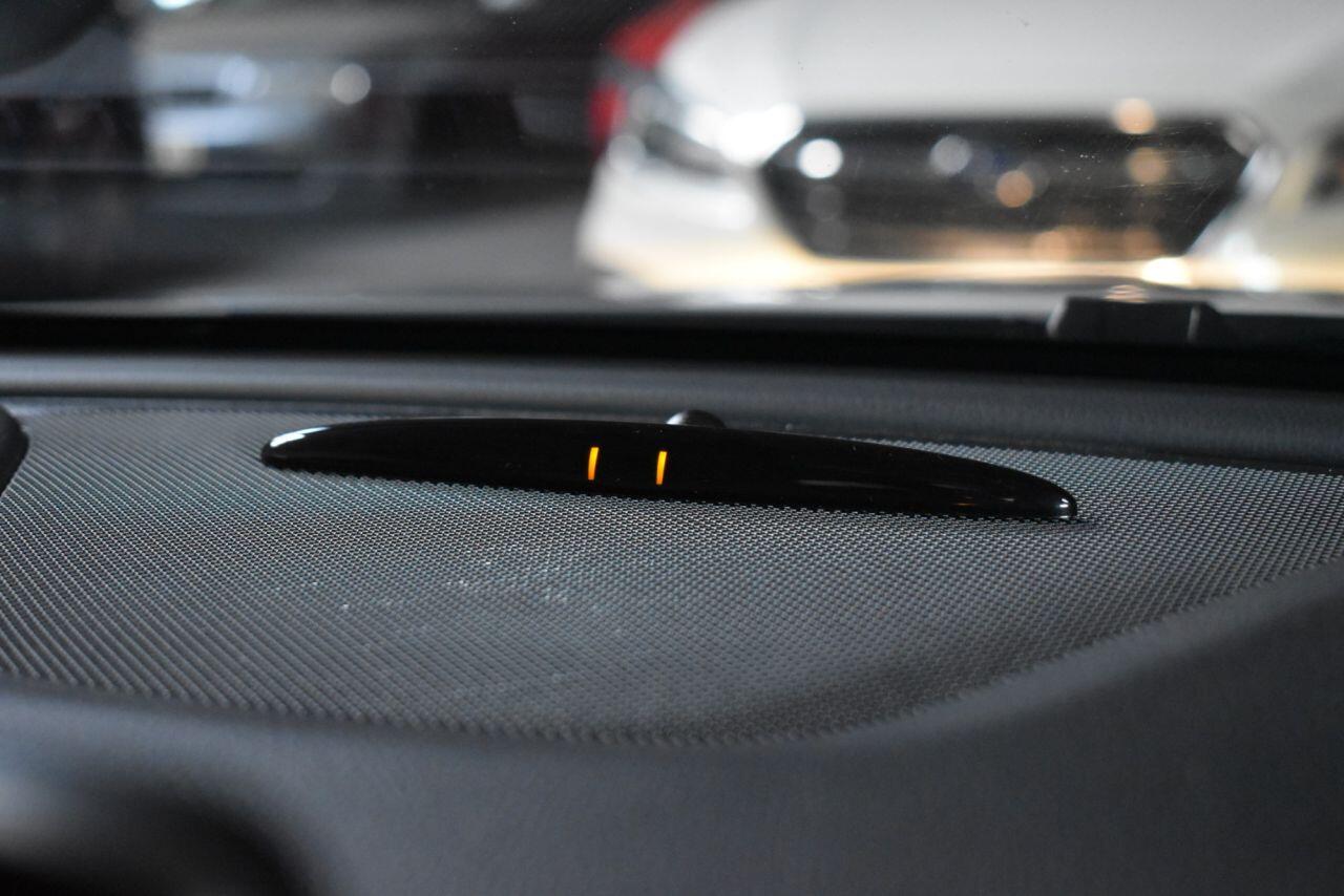 Mercedes-Benz Cla view 23