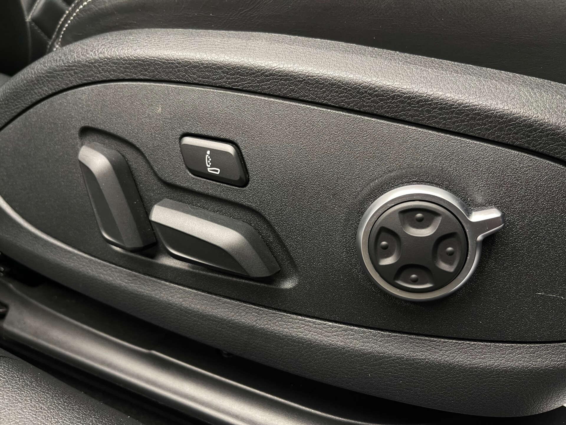 Audi S4 Avant view 15