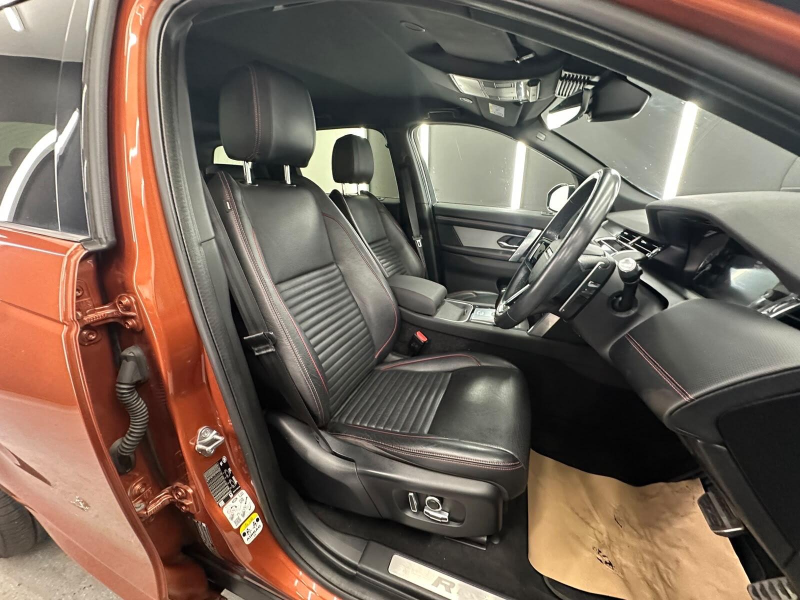 Land Rover Discovery Sport view 22