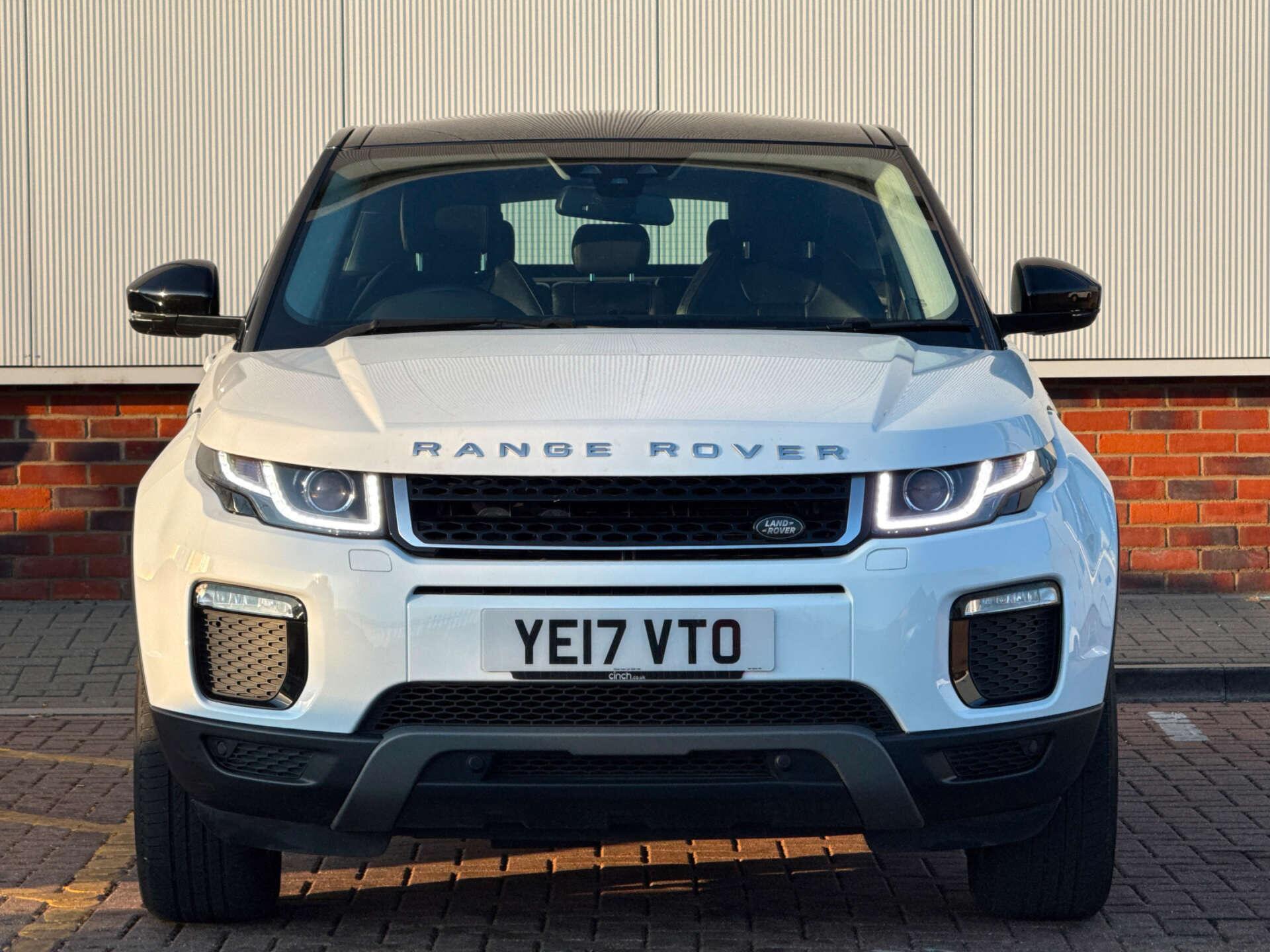 Land Rover Range Rover Evoque view 2