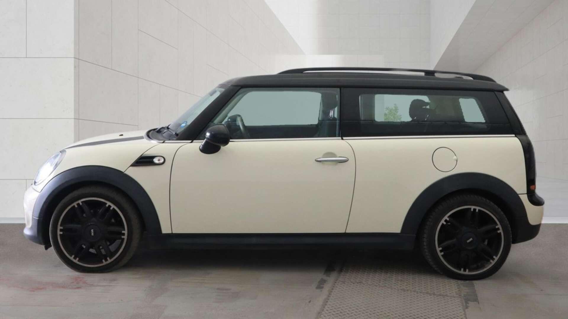 MINI Clubman view 10